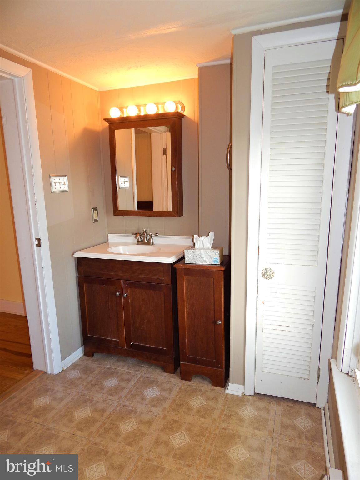 RED LION - Residential