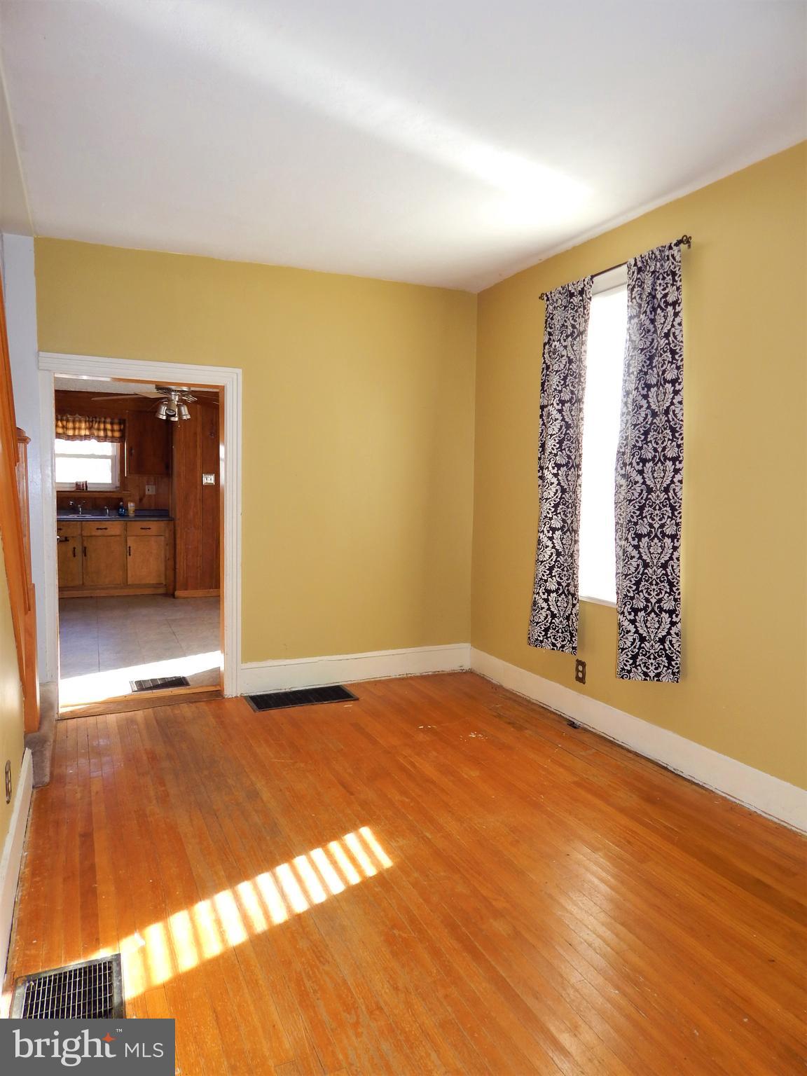 RED LION - Residential