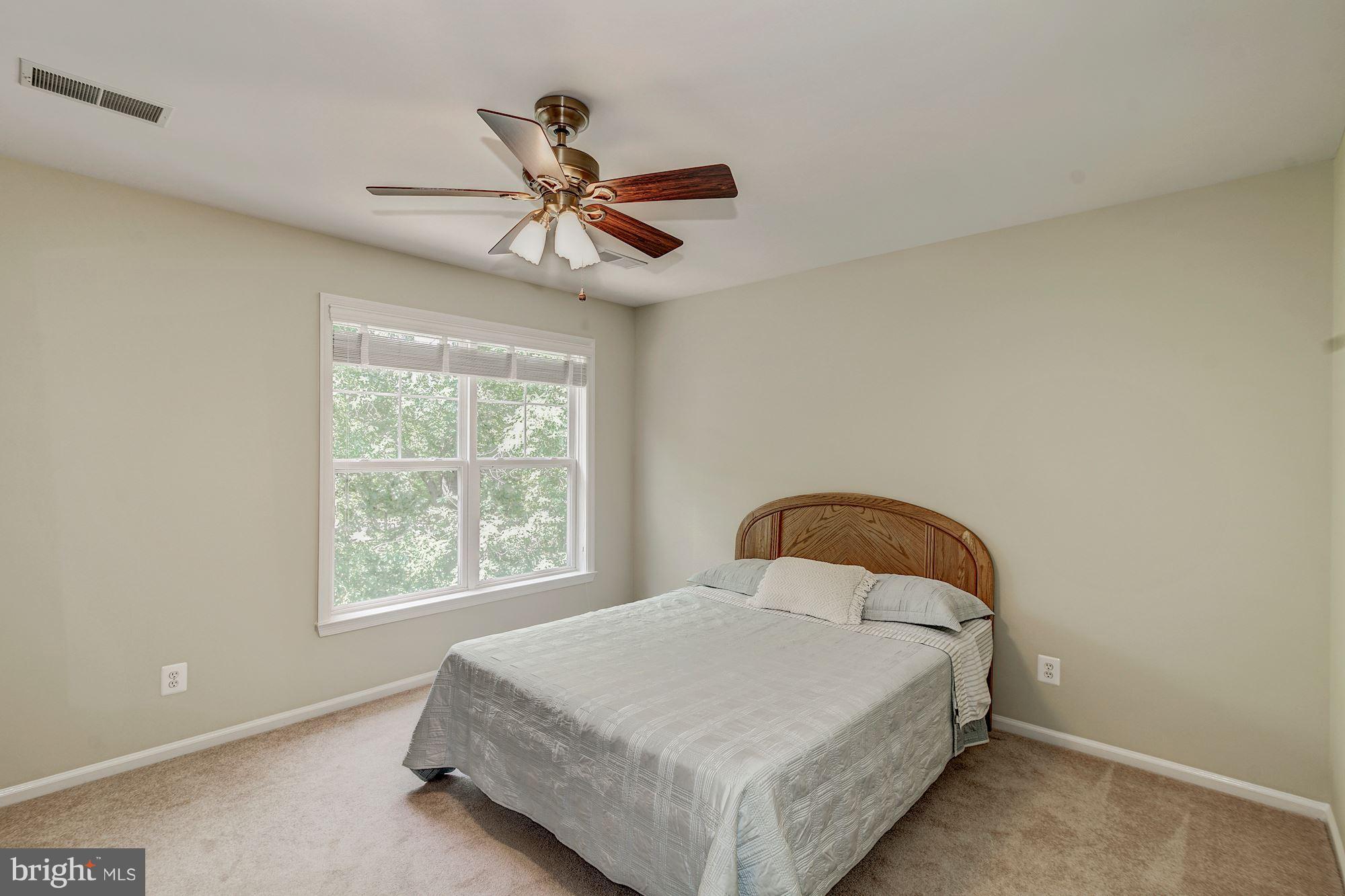 SIGNATURE AT BROADLANDS - Residential