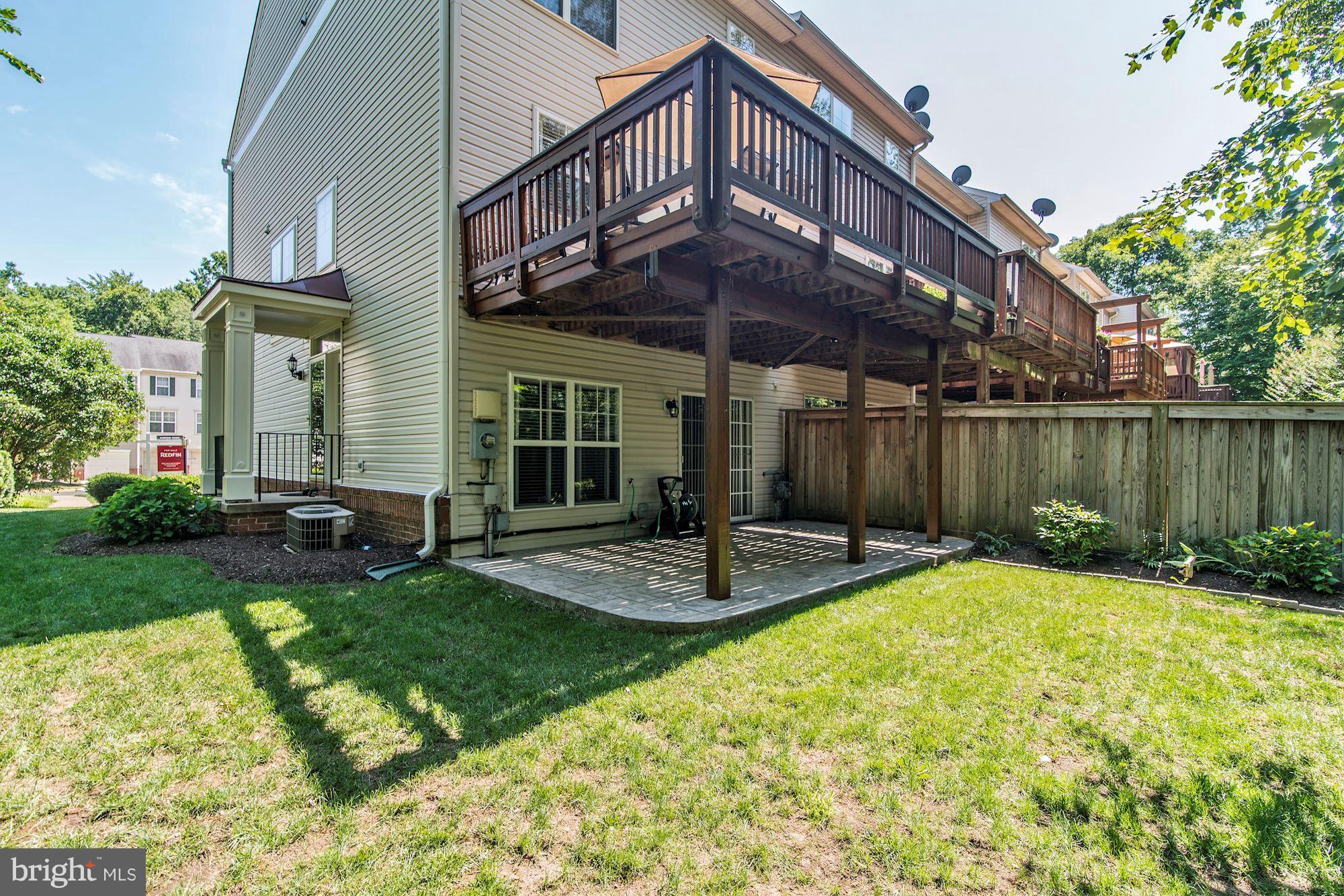 SIGNATURE AT BROADLANDS - Residential