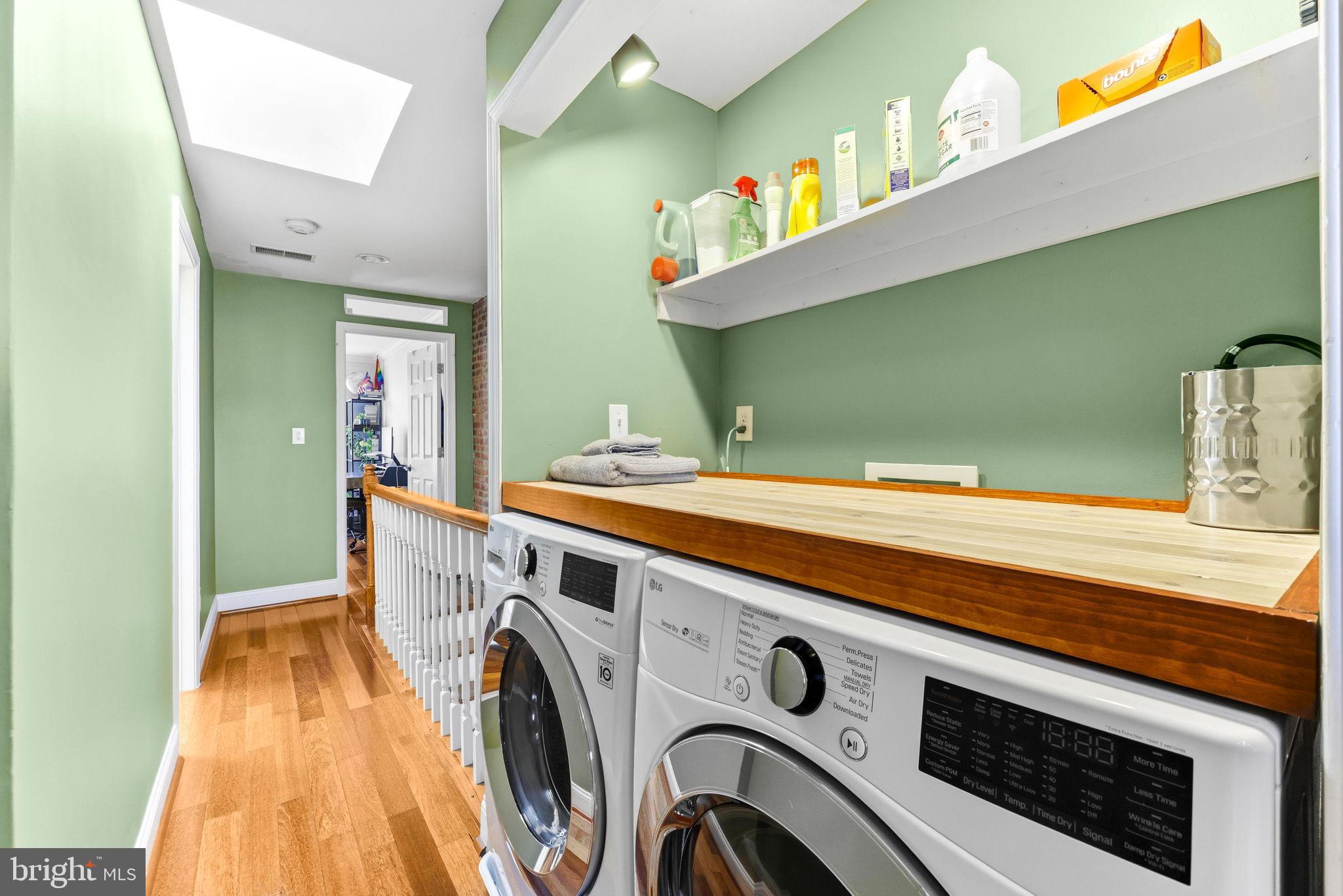 HIGHLANDTOWN - Residential