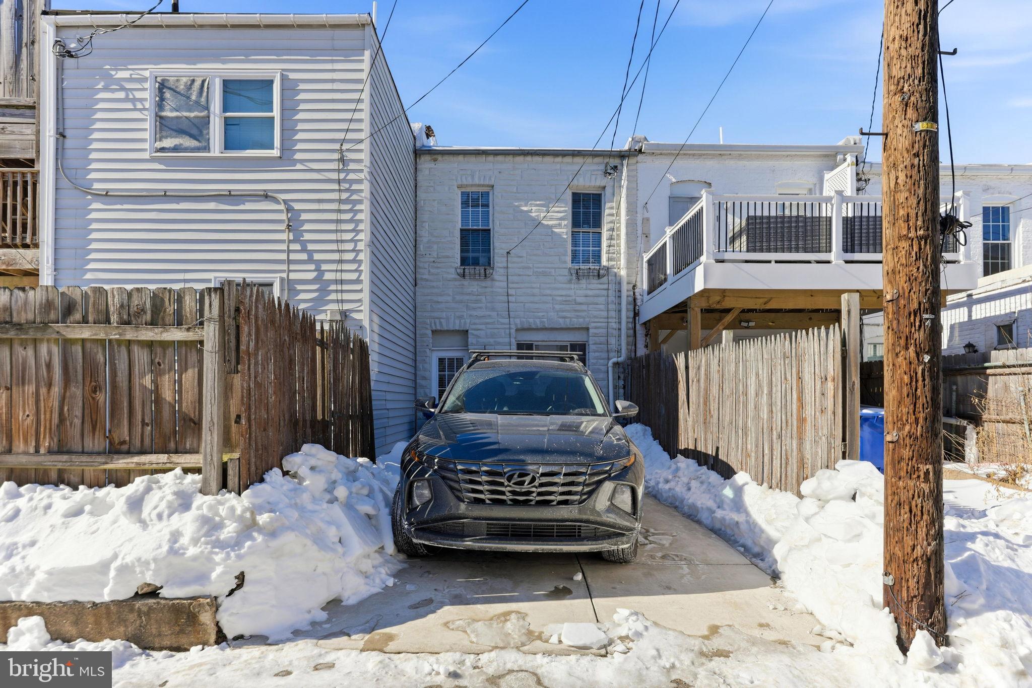 HIGHLANDTOWN - Residential