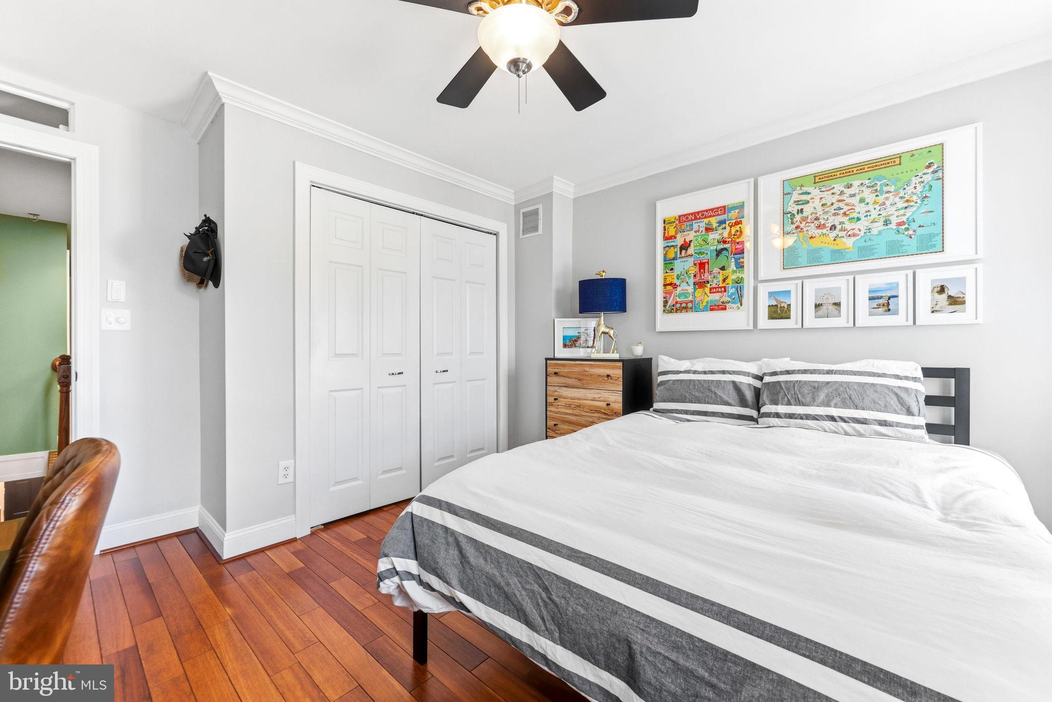 HIGHLANDTOWN - Residential