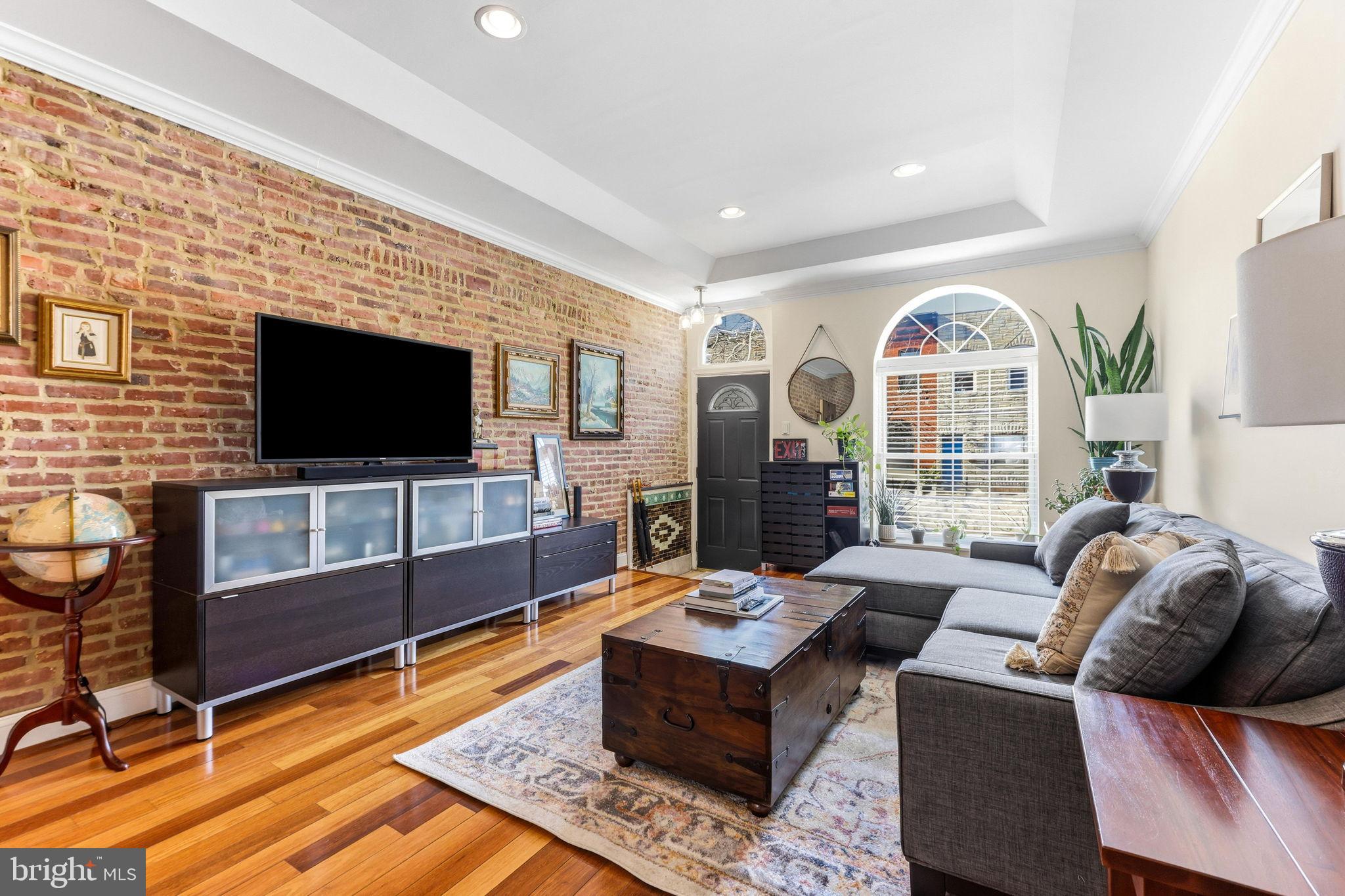 HIGHLANDTOWN - Residential