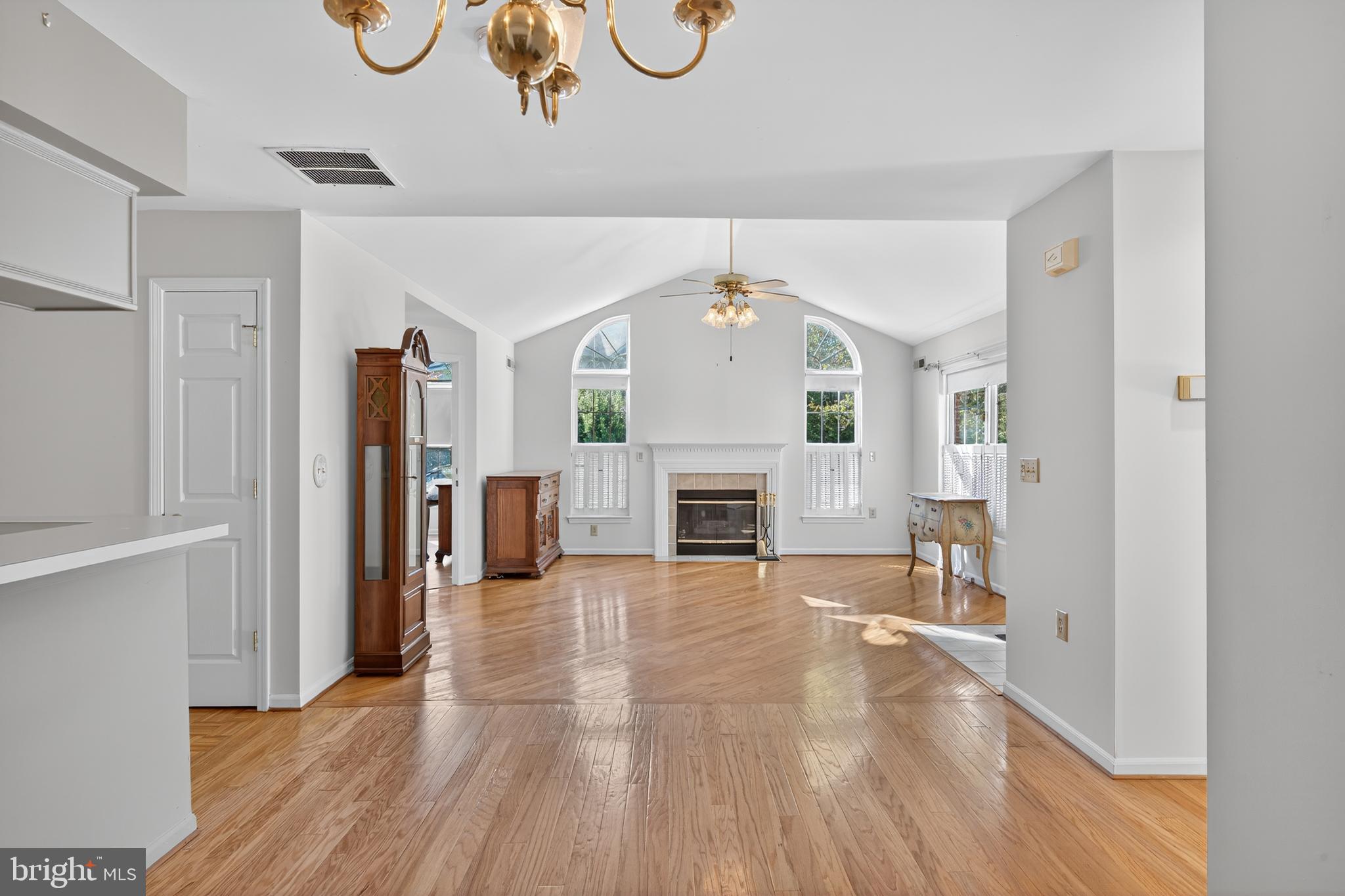 62 WOOLSEY COURT