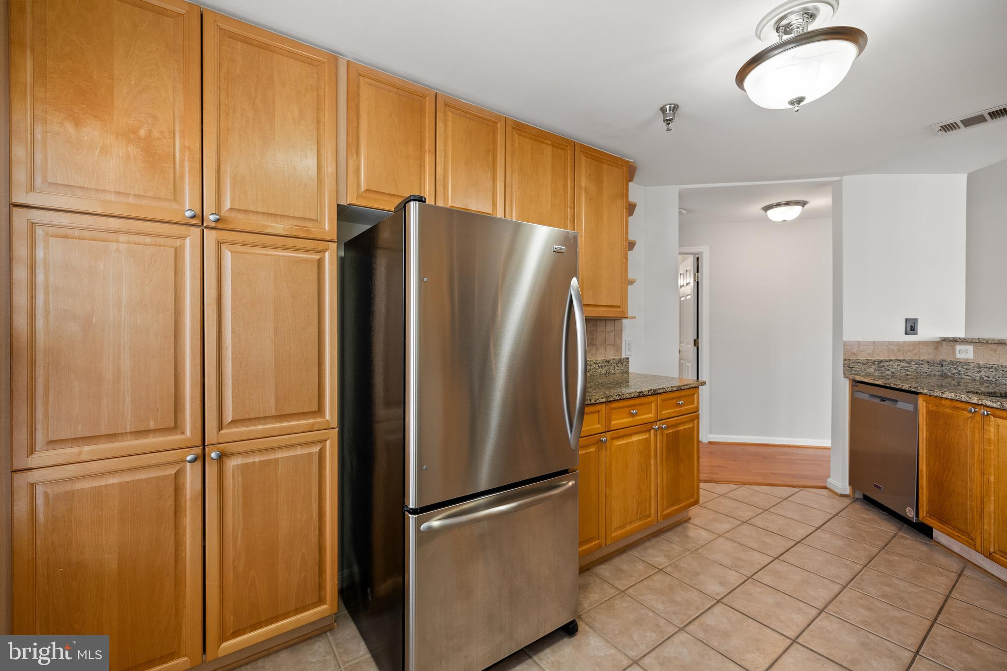 CAMERON STATION - Residential Lease