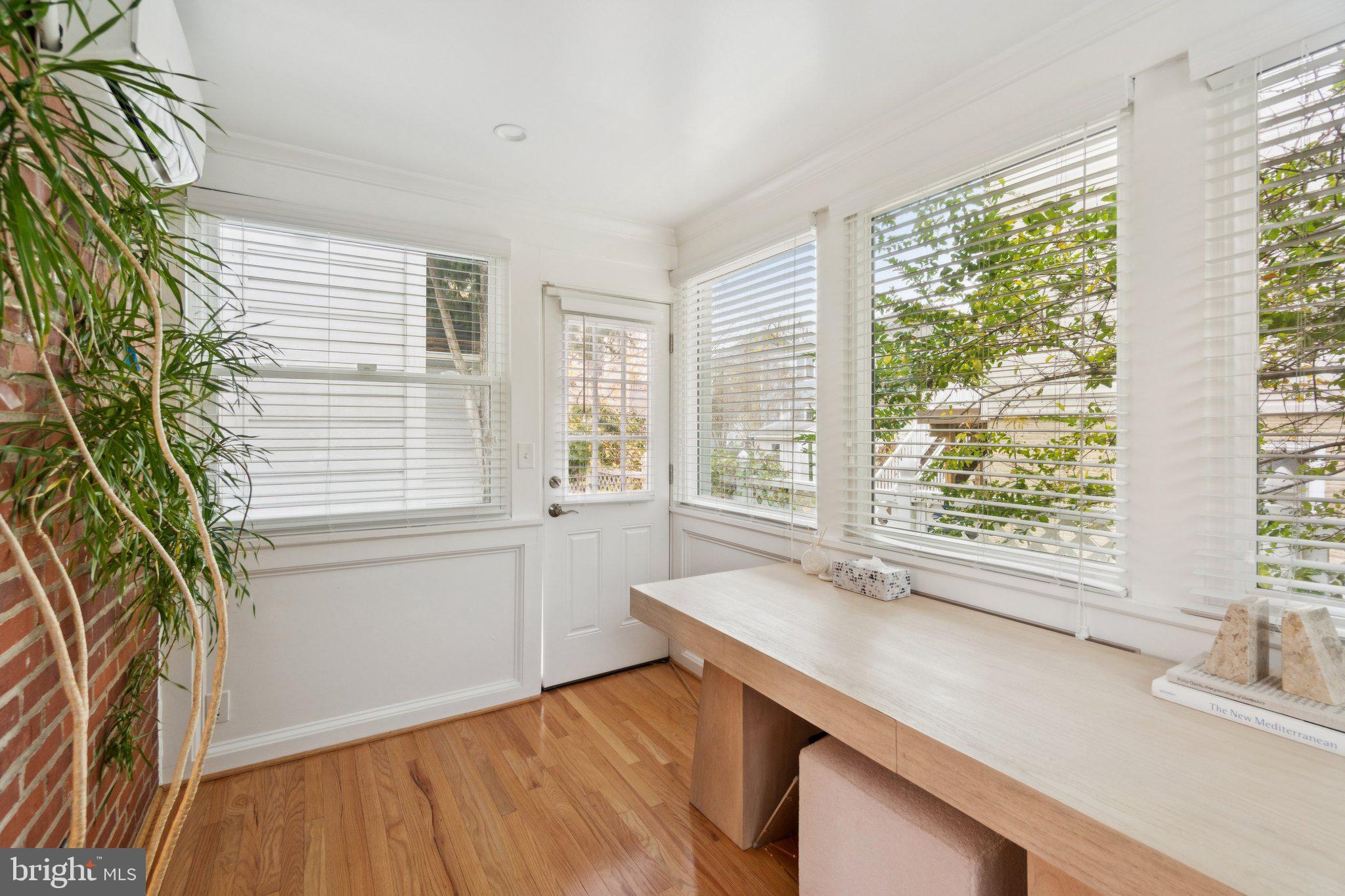 BON AIR - Residential