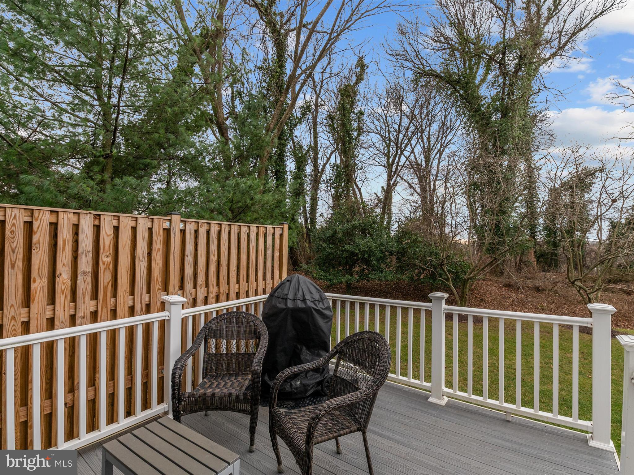 GREY ROCK VILLAS - Residential