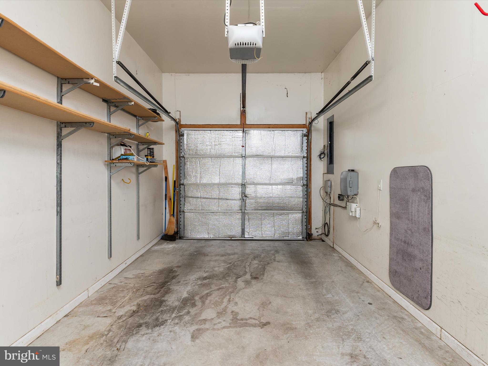 GREY ROCK VILLAS - Residential