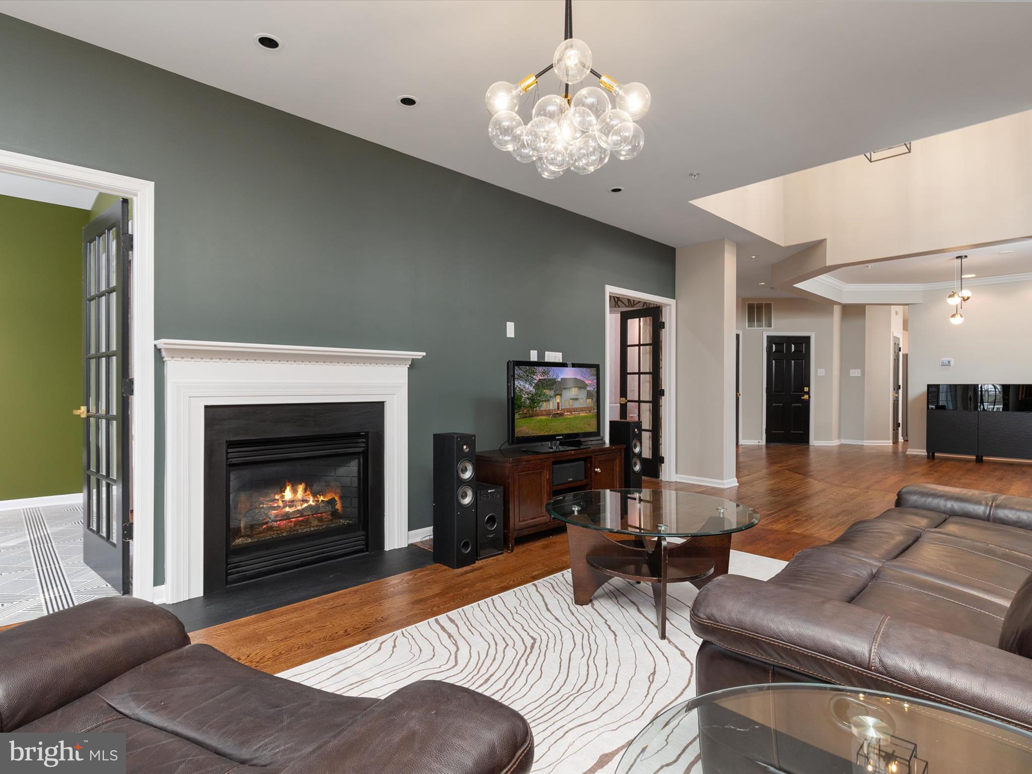 GREY ROCK VILLAS - Residential