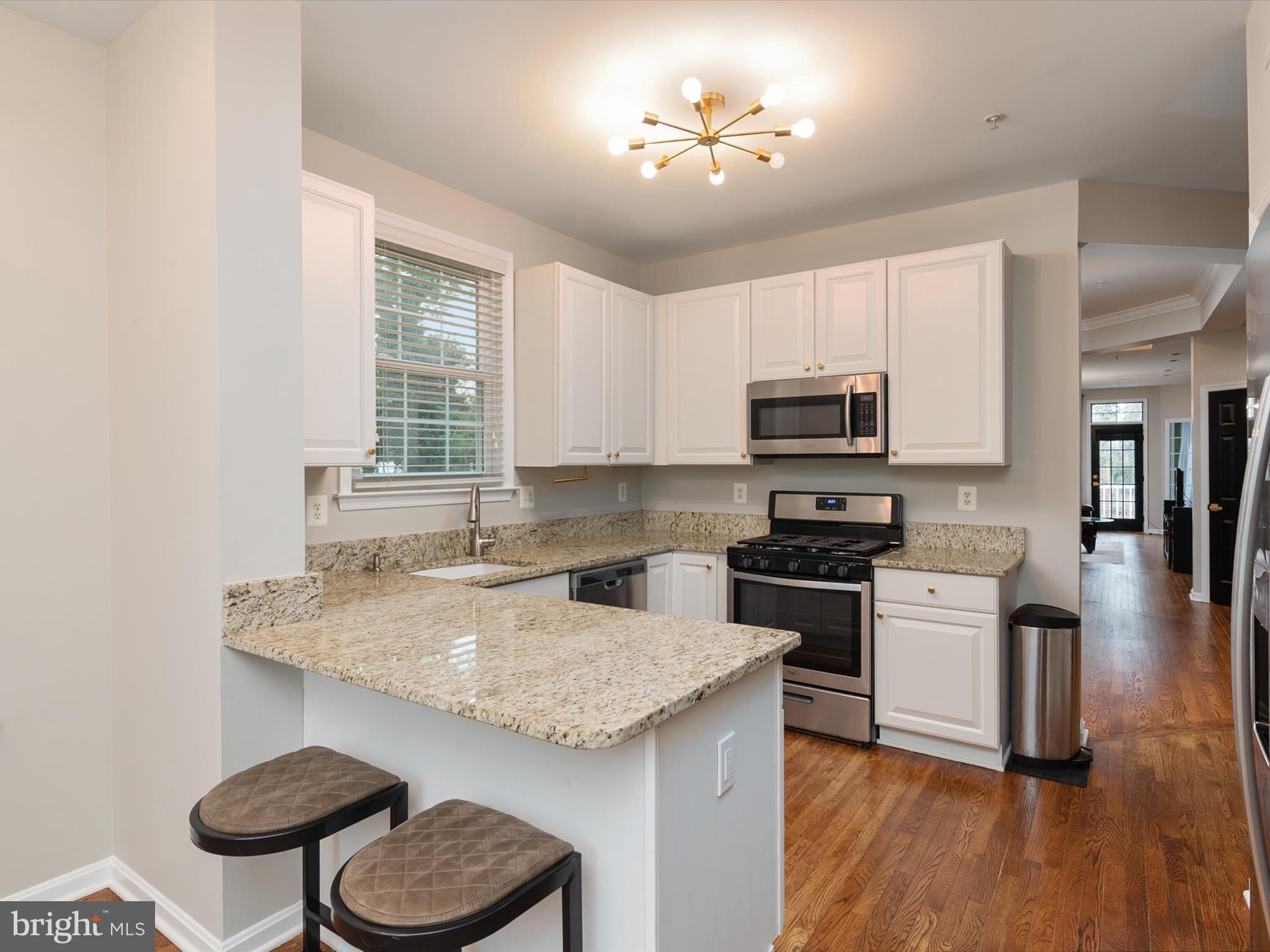 GREY ROCK VILLAS - Residential