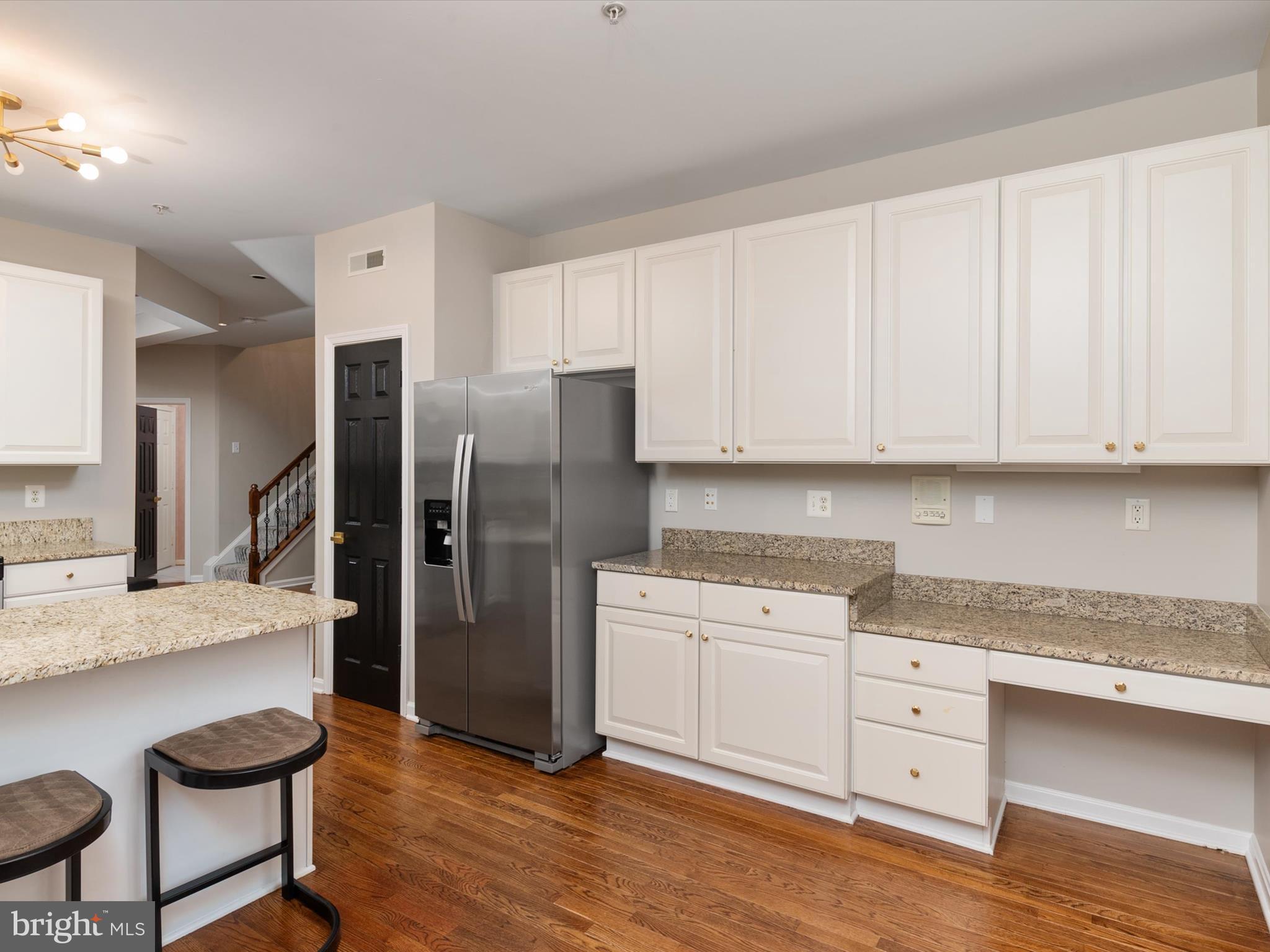 GREY ROCK VILLAS - Residential