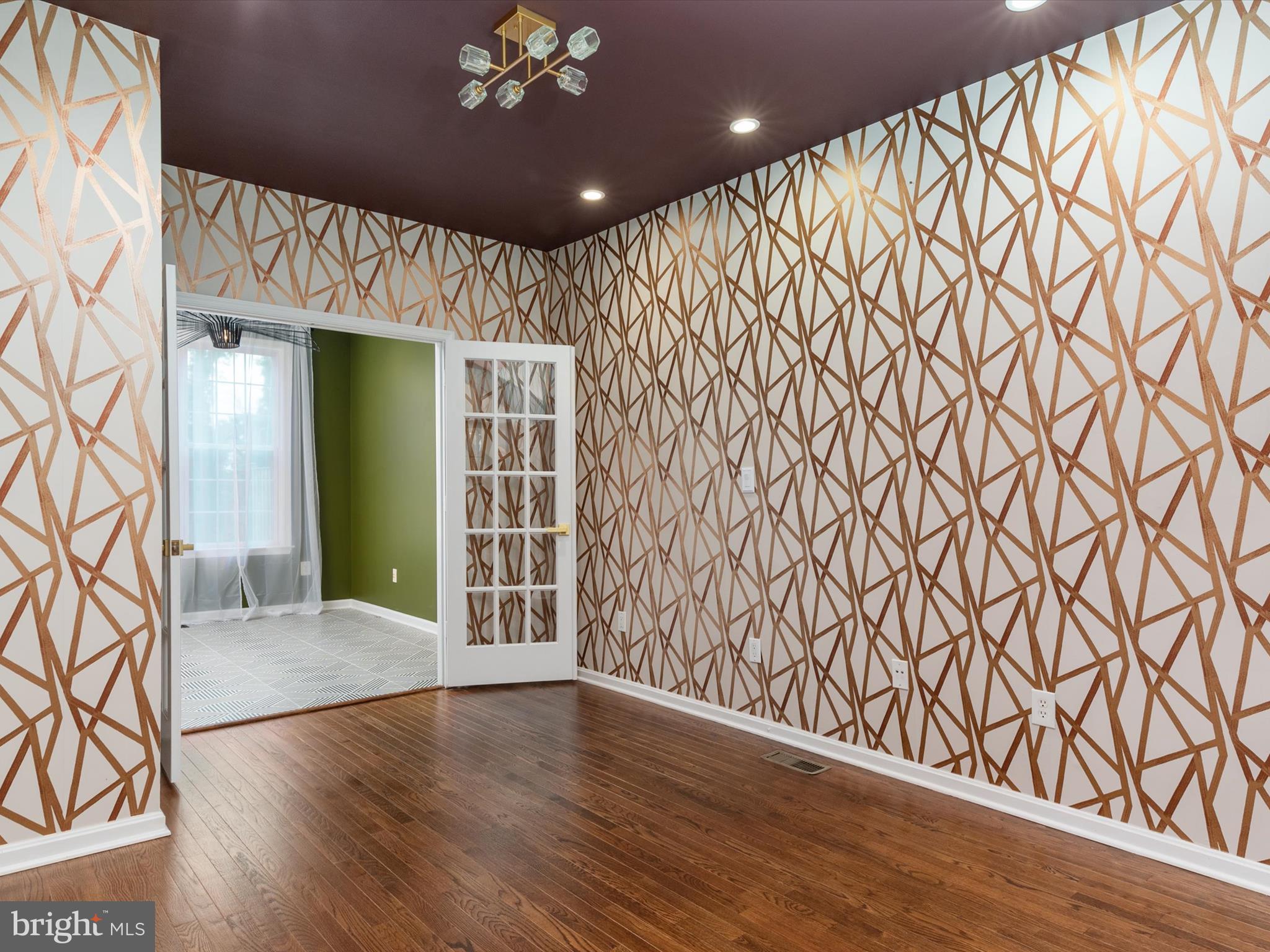 GREY ROCK VILLAS - Residential