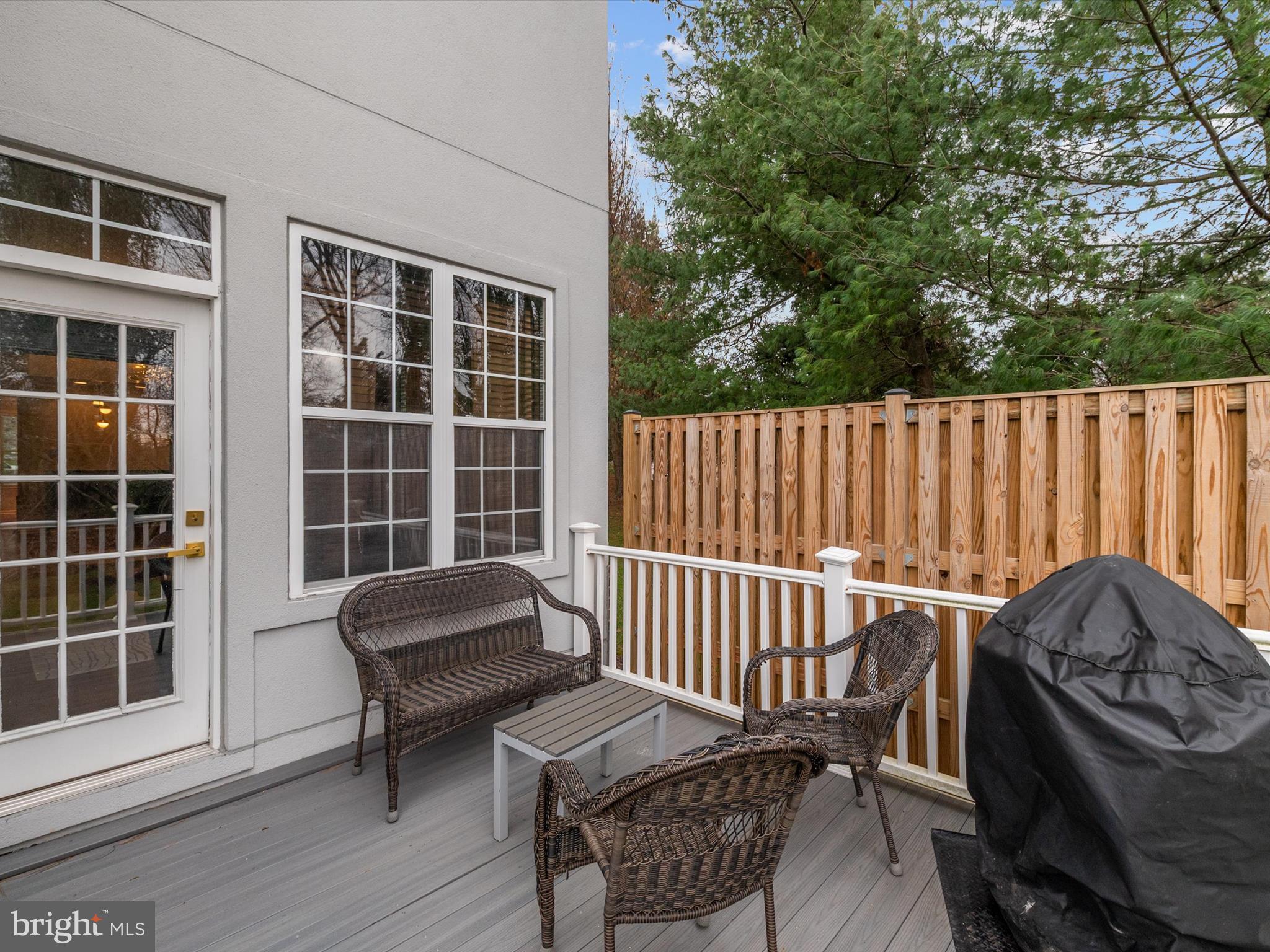 GREY ROCK VILLAS - Residential