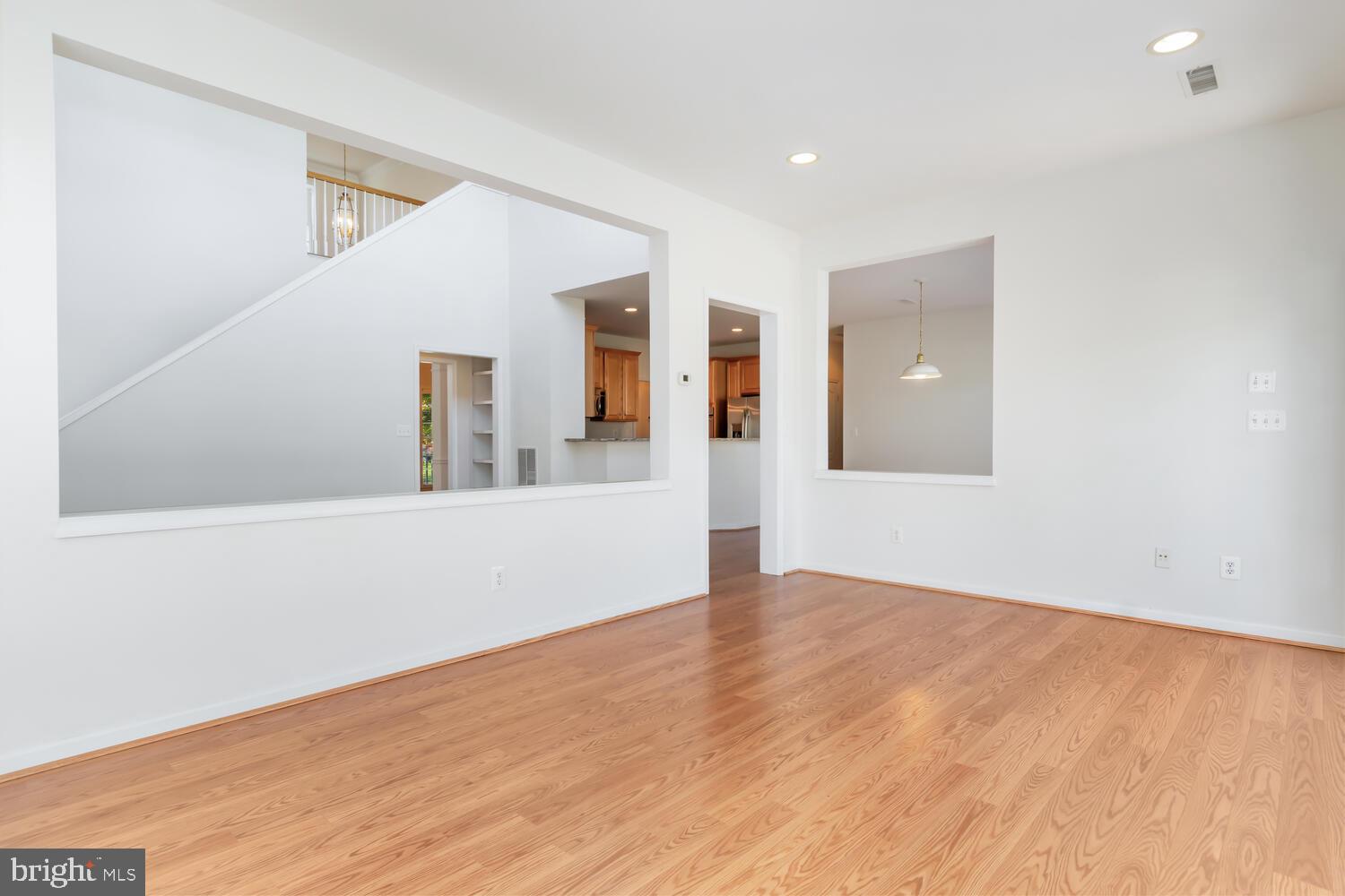 EASTON CLUB EAST - Residential