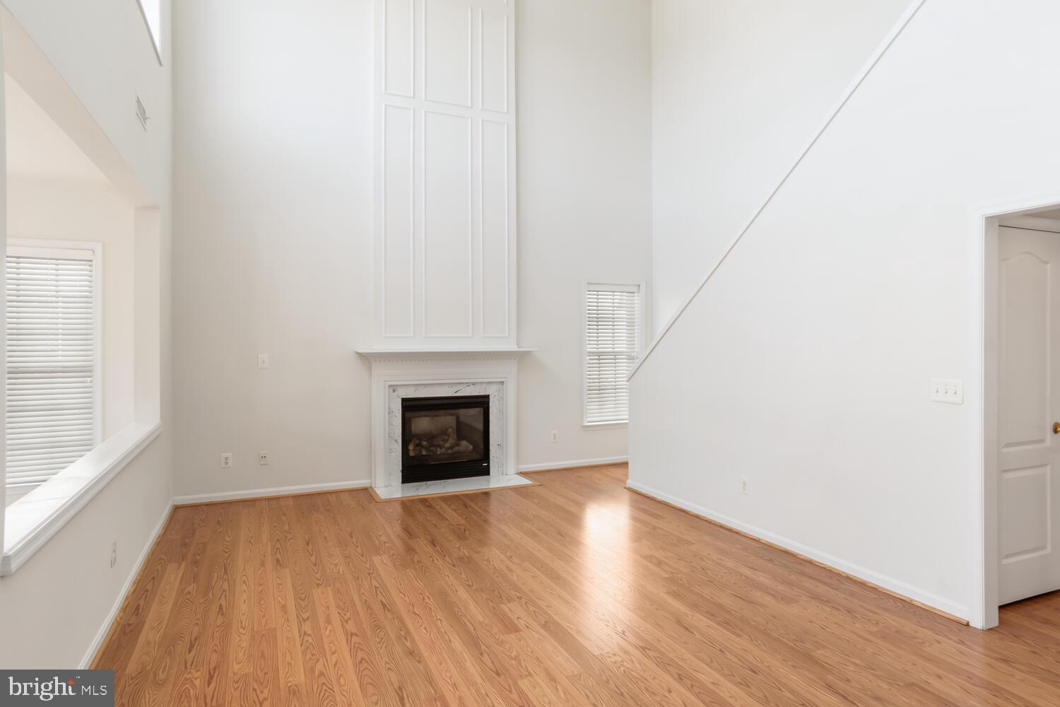 EASTON CLUB EAST - Residential