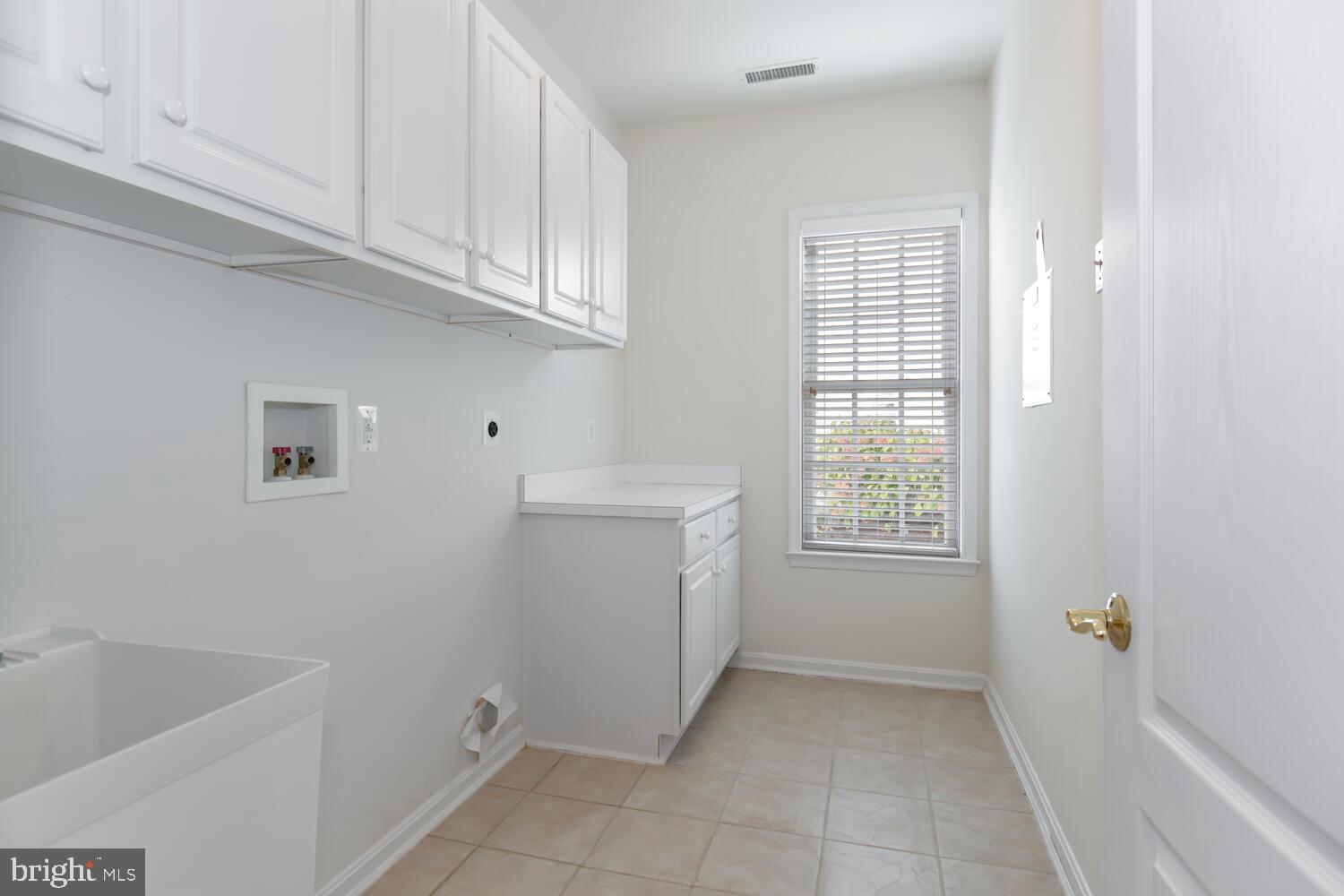 EASTON CLUB EAST - Residential