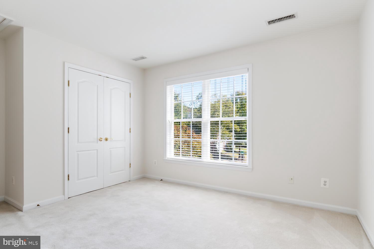 EASTON CLUB EAST - Residential