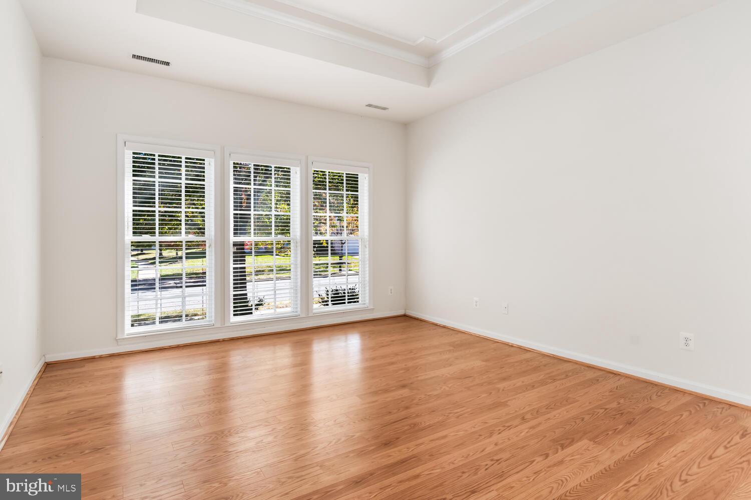 EASTON CLUB EAST - Residential