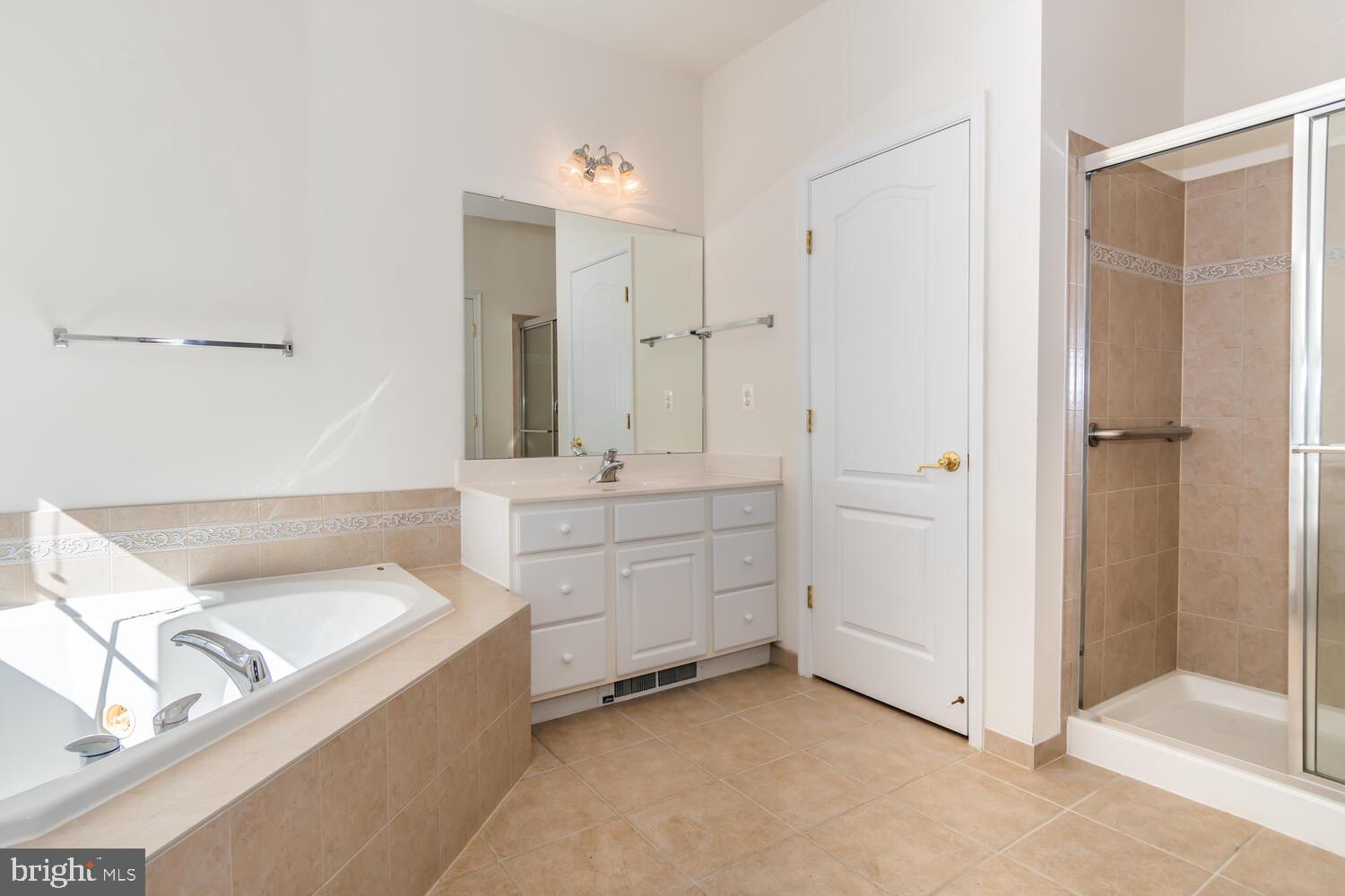 EASTON CLUB EAST - Residential