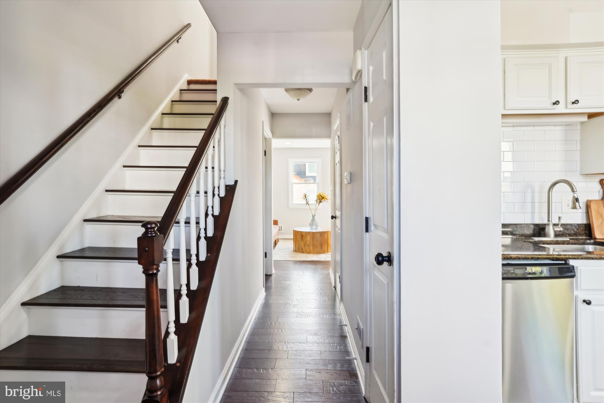 6 BIG ACRE SQUARE 22-3