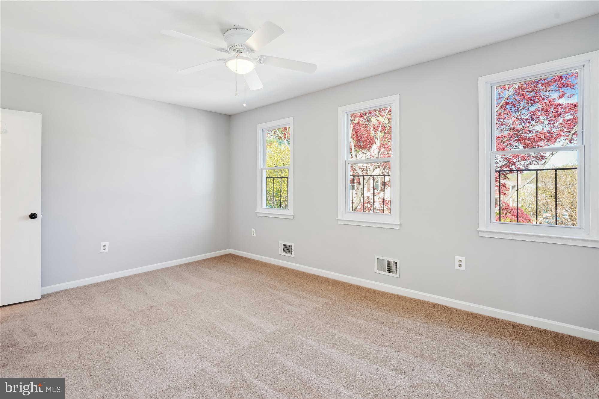 SHADY GROVE VILLAGE - Residential