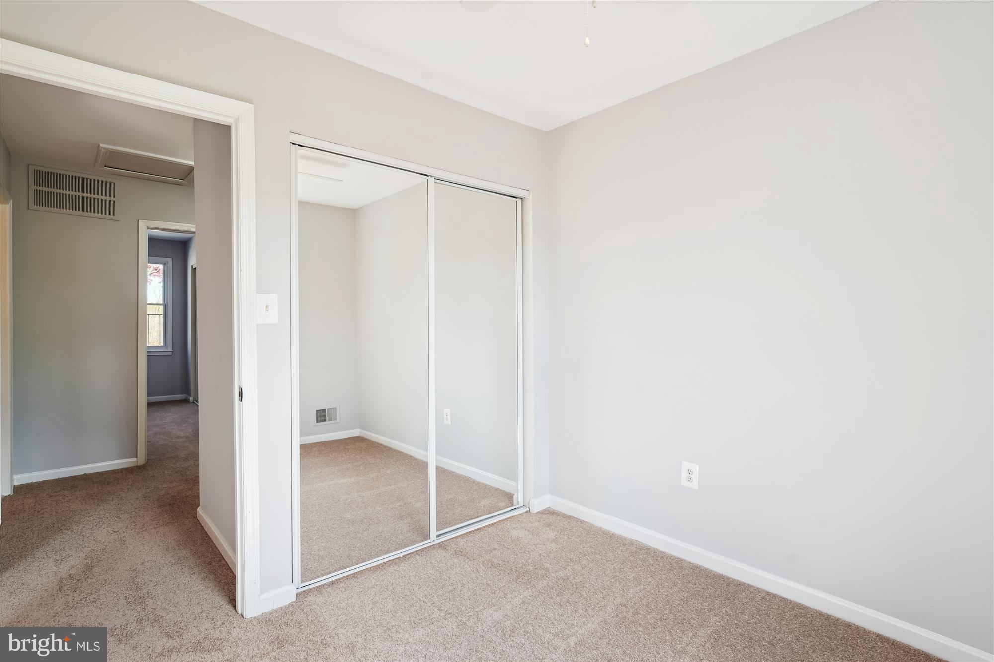 SHADY GROVE VILLAGE - Residential