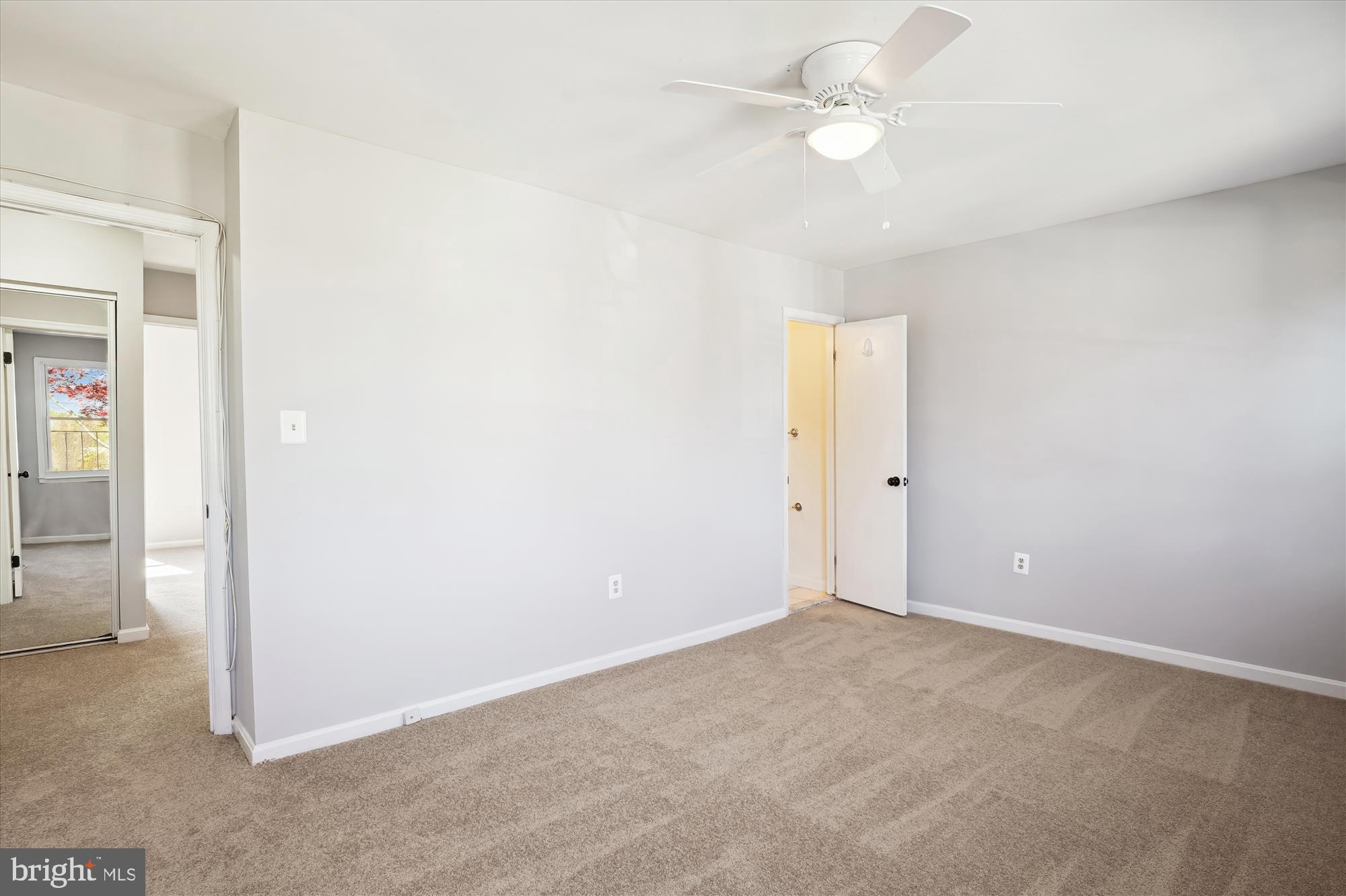 SHADY GROVE VILLAGE - Residential