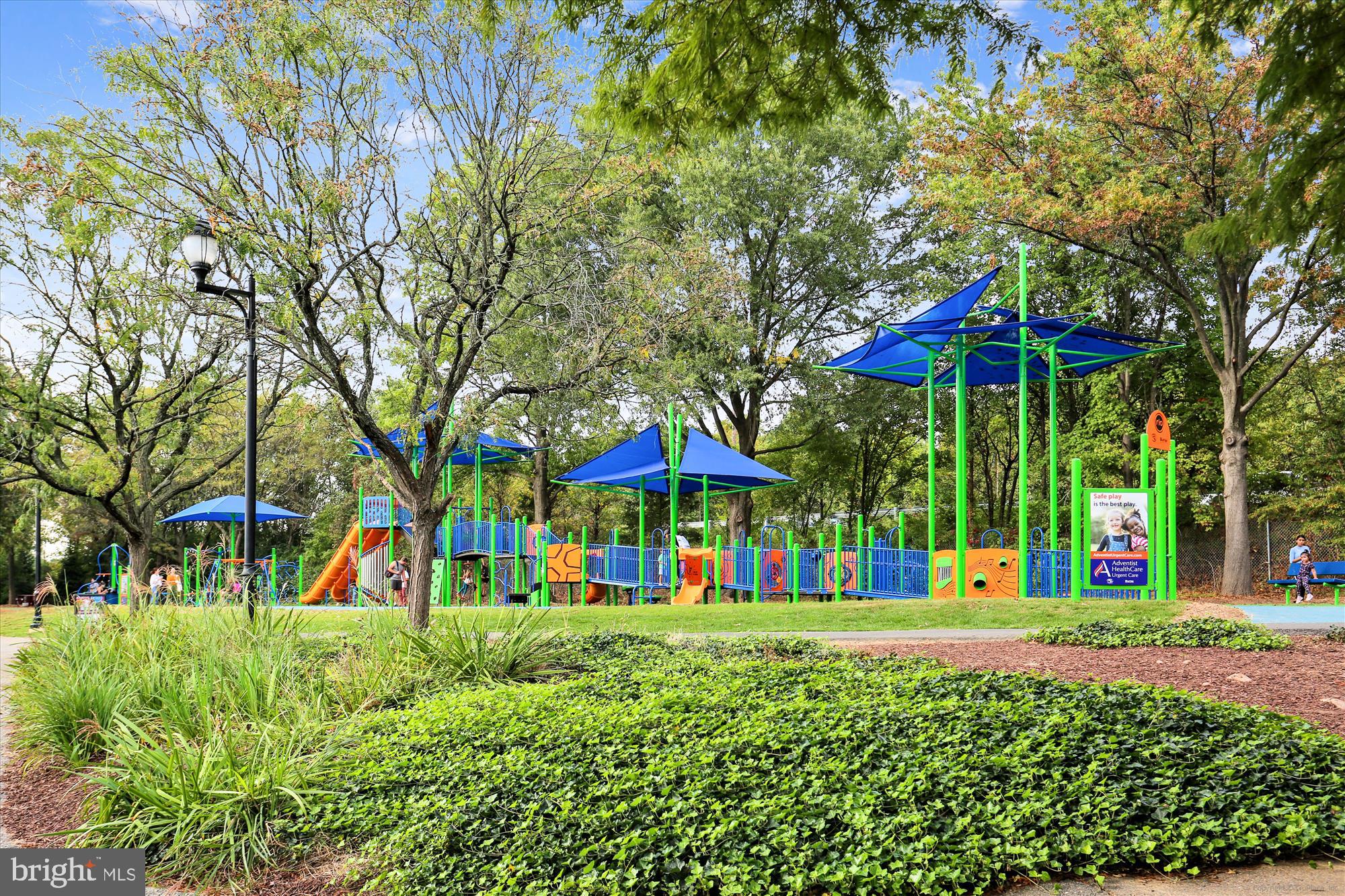 SHADY GROVE VILLAGE - Residential