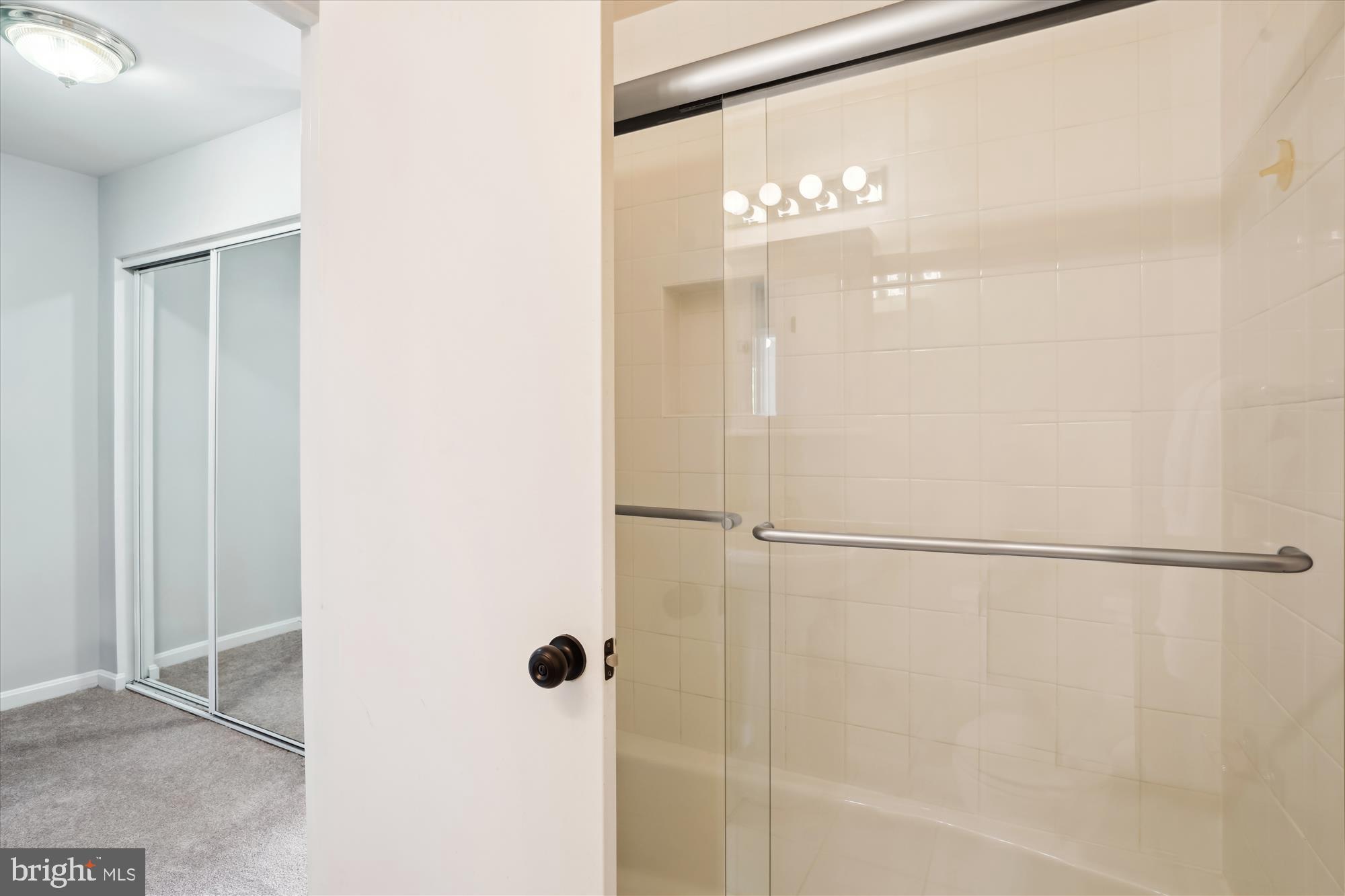 SHADY GROVE VILLAGE - Residential