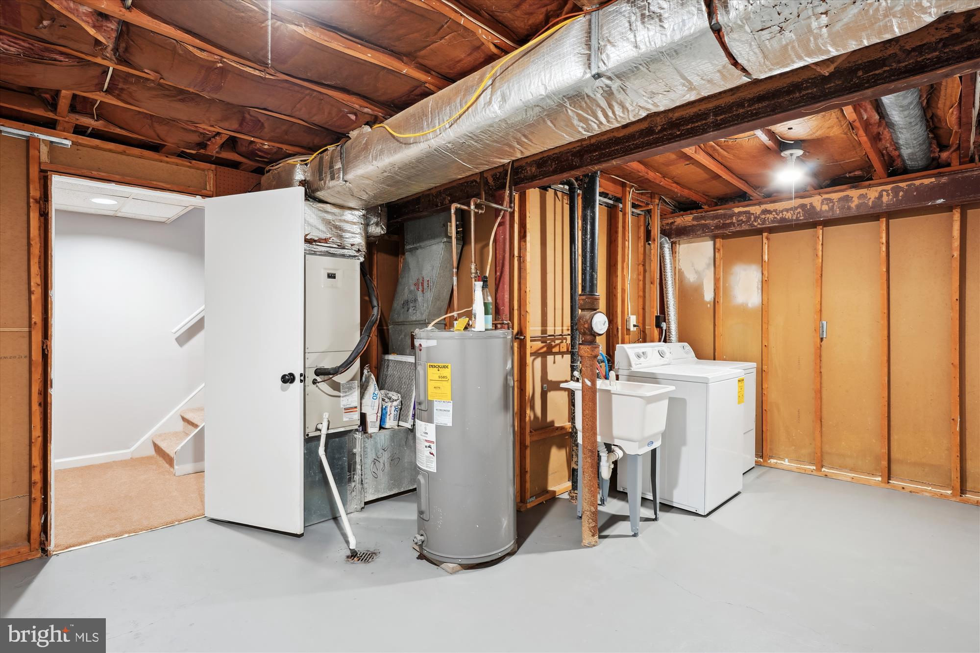 SHADY GROVE VILLAGE - Residential