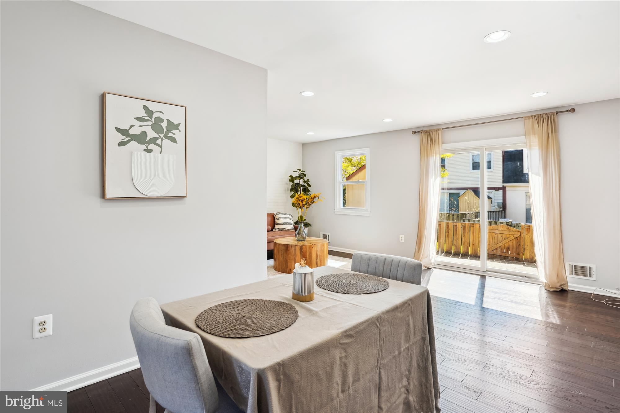 SHADY GROVE VILLAGE - Residential