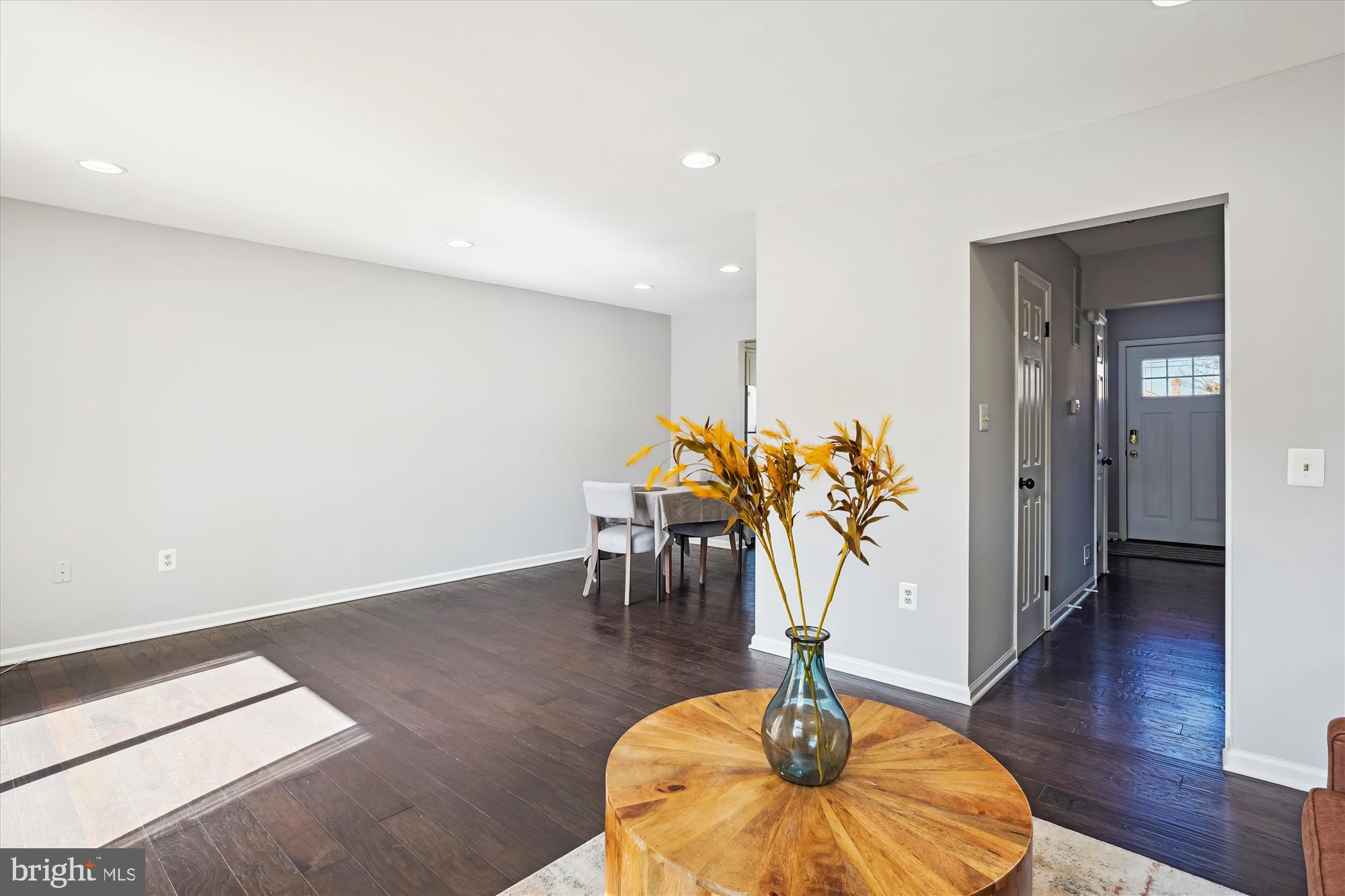 SHADY GROVE VILLAGE - Residential