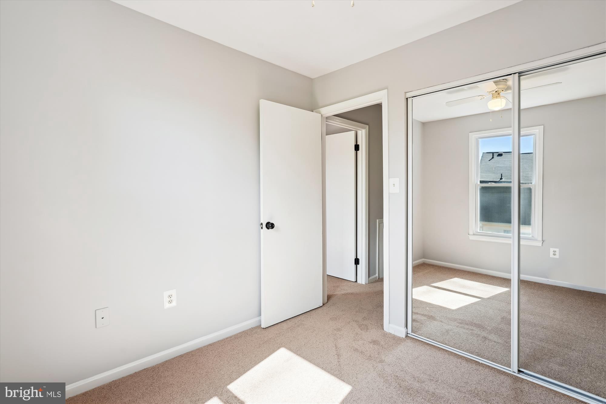 SHADY GROVE VILLAGE - Residential