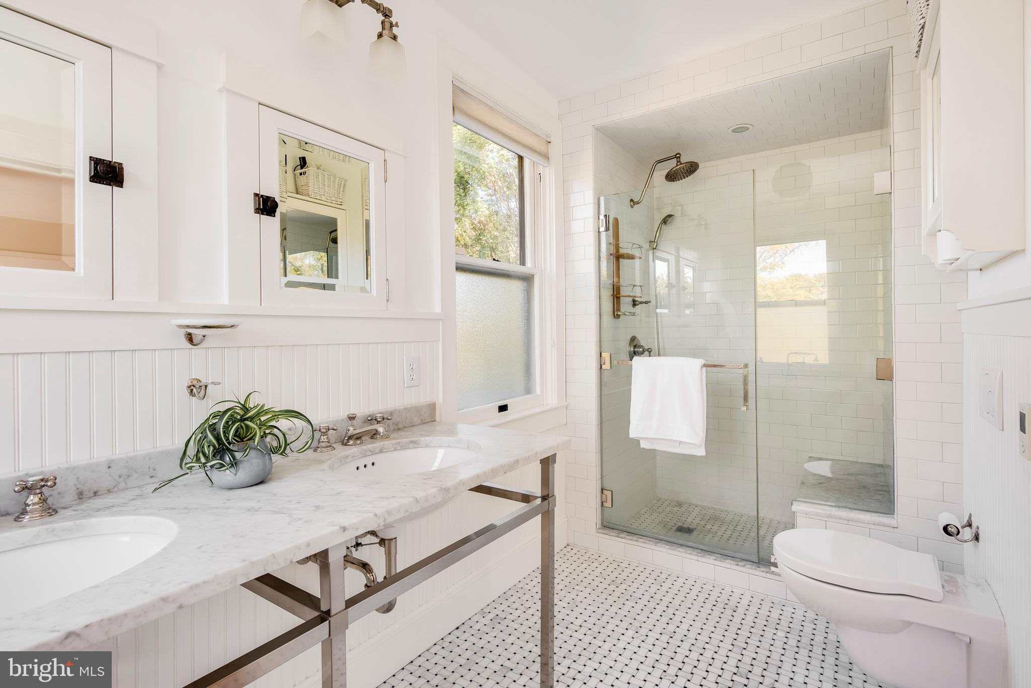 MURRAY HILL - Residential