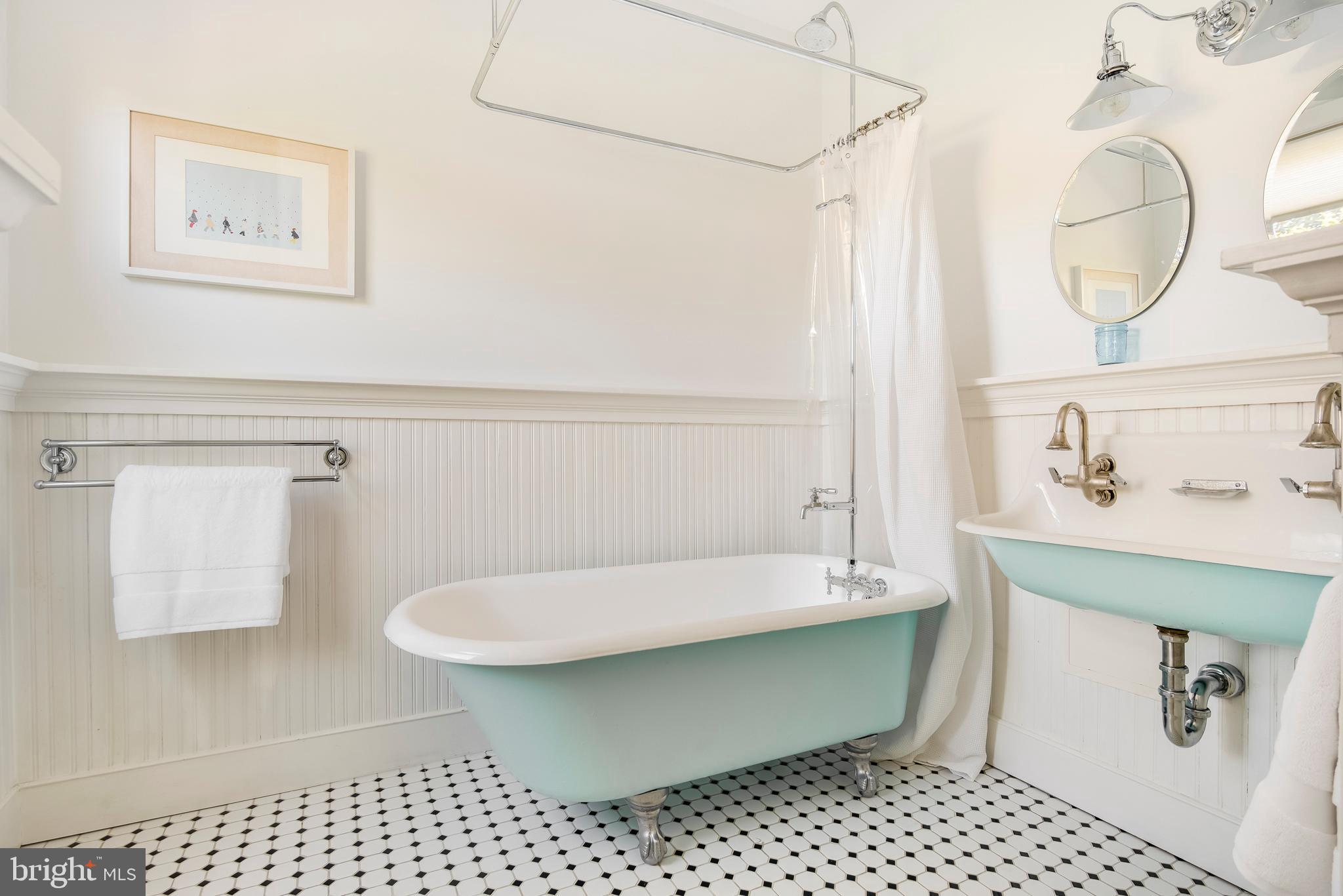 MURRAY HILL - Residential