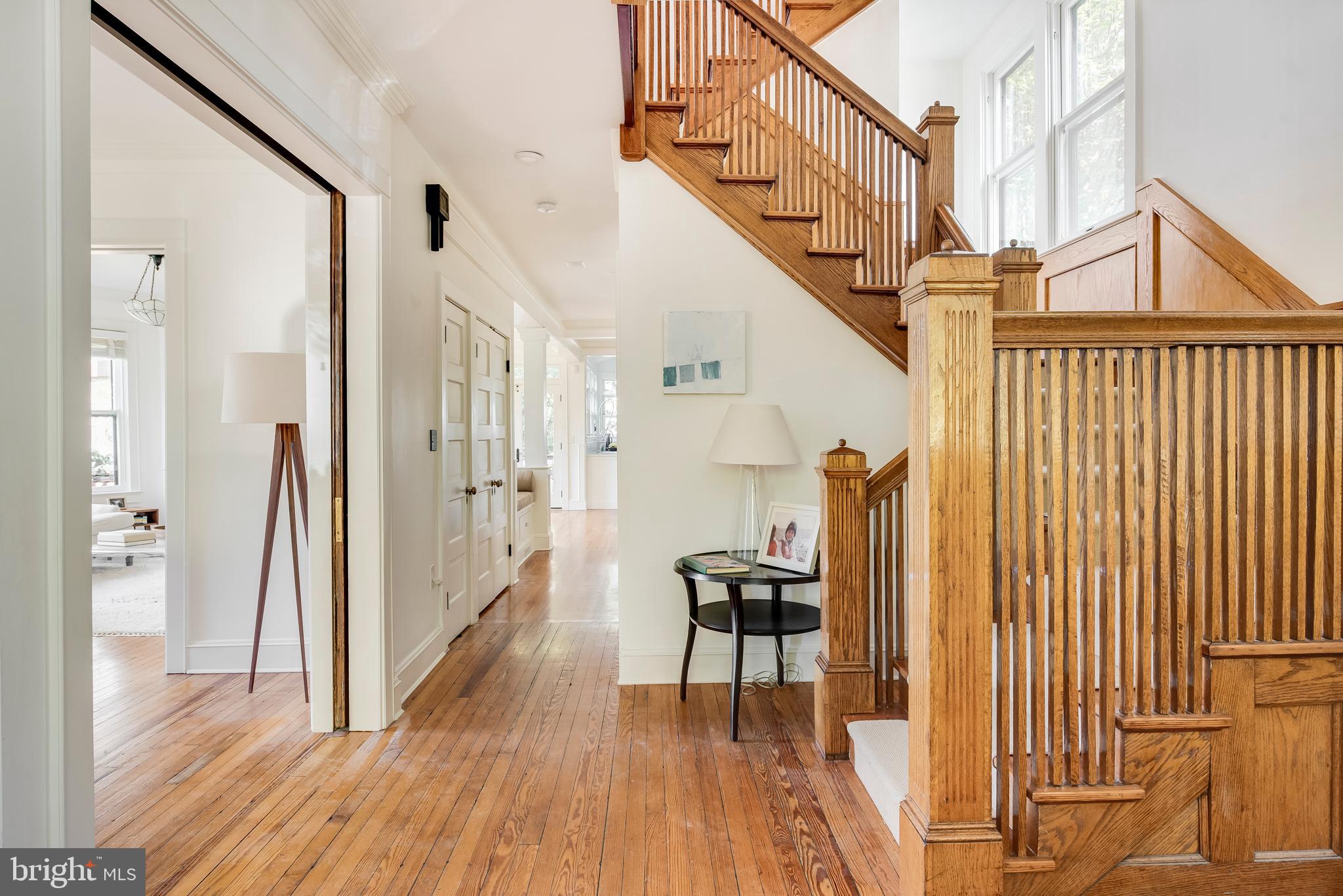 MURRAY HILL - Residential