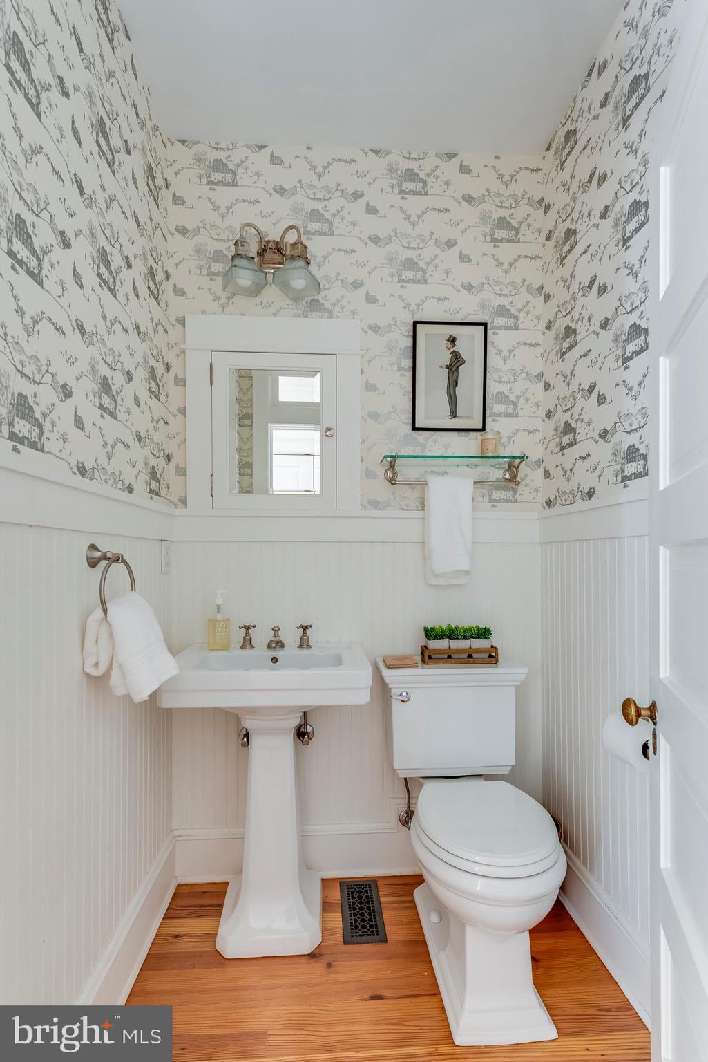 MURRAY HILL - Residential