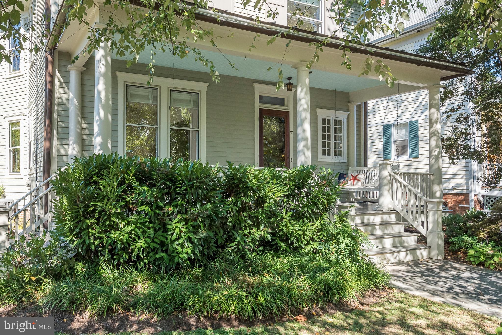 MURRAY HILL - Residential