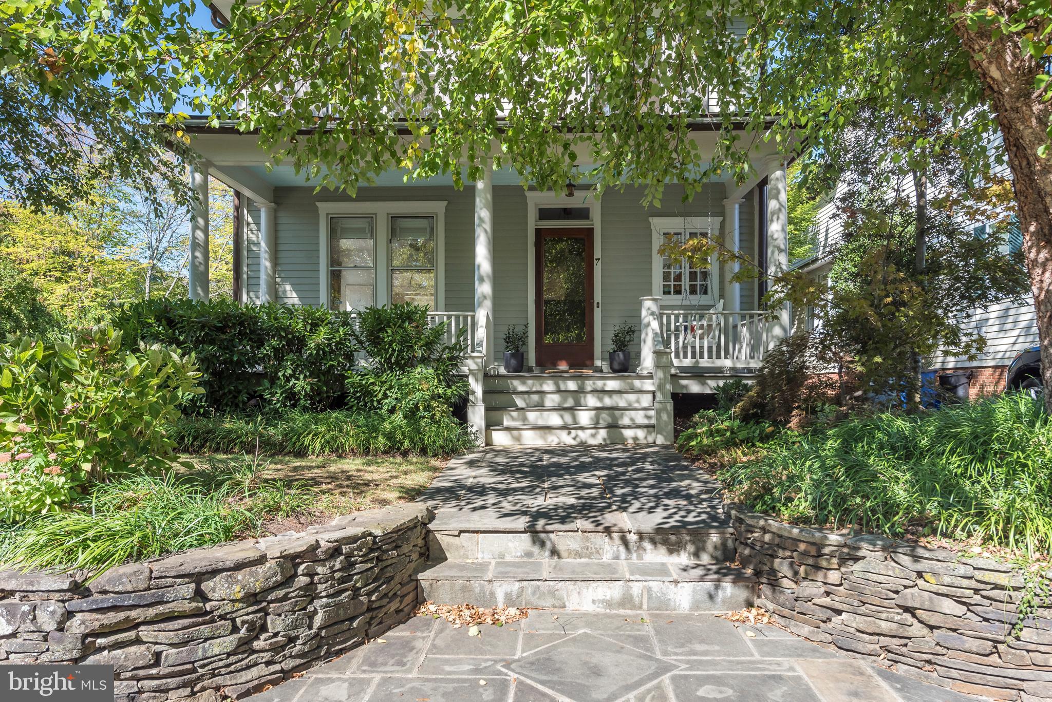 MURRAY HILL - Residential