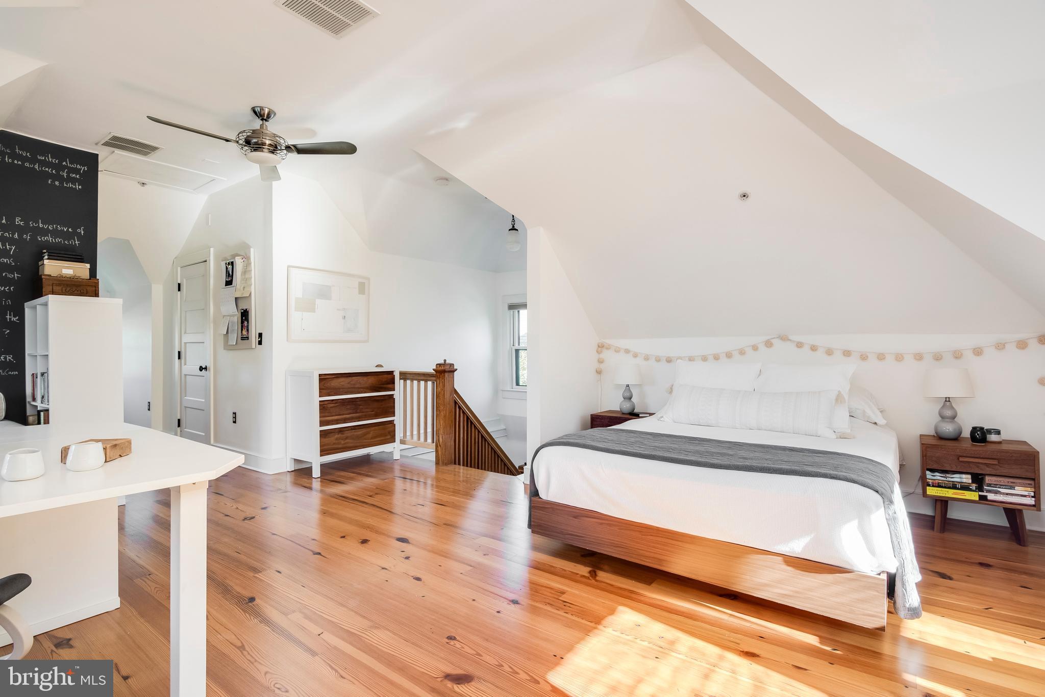 MURRAY HILL - Residential