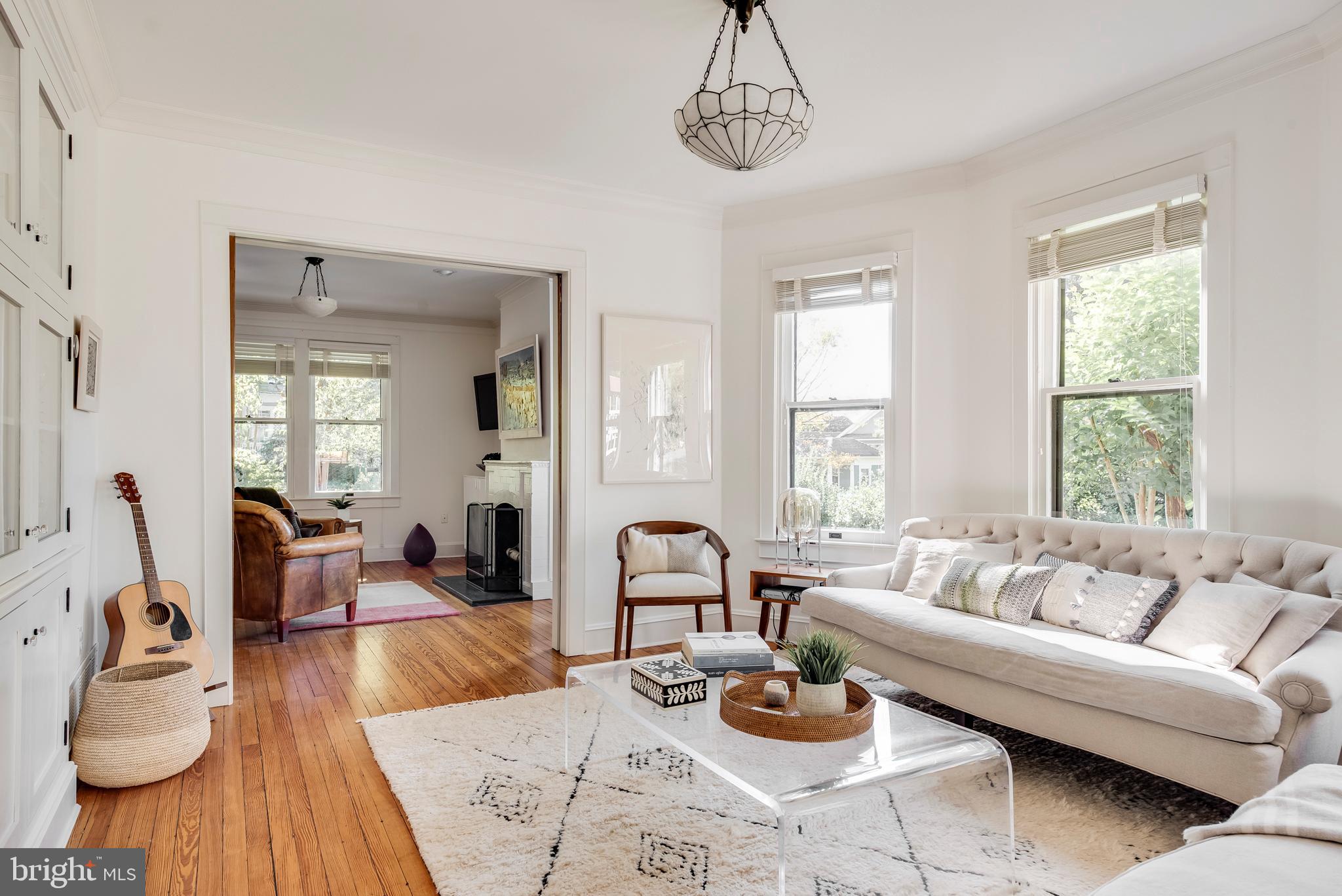 MURRAY HILL - Residential