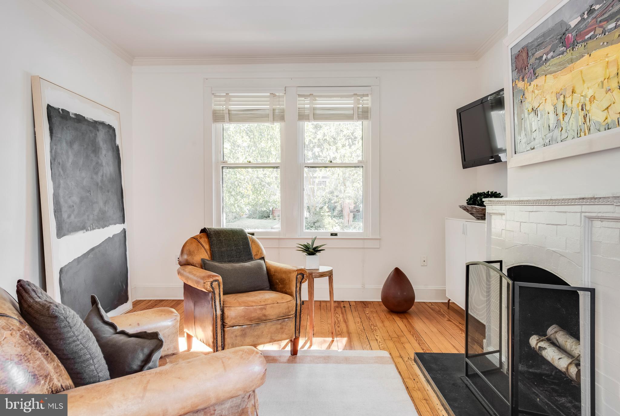 MURRAY HILL - Residential