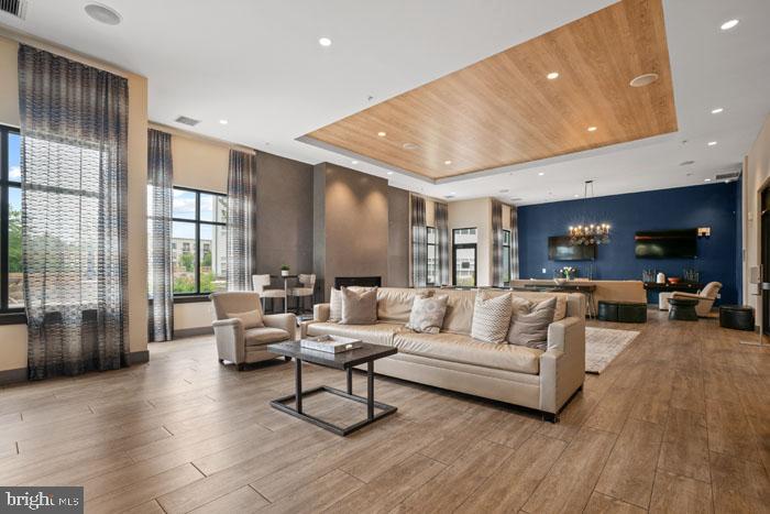 131 BRIDGE STREET 1B-2-2322