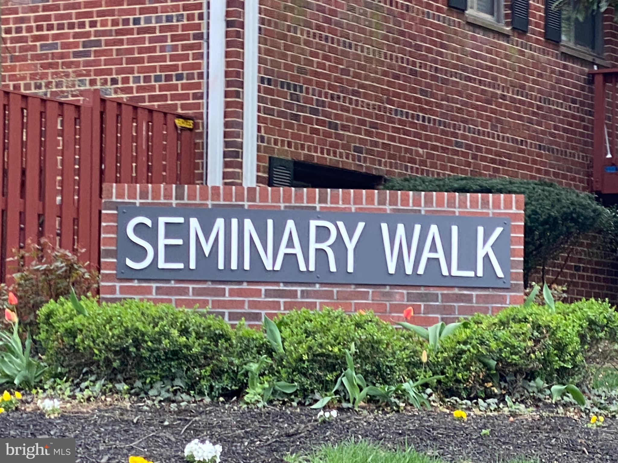 SEMINARY WALK - Residential