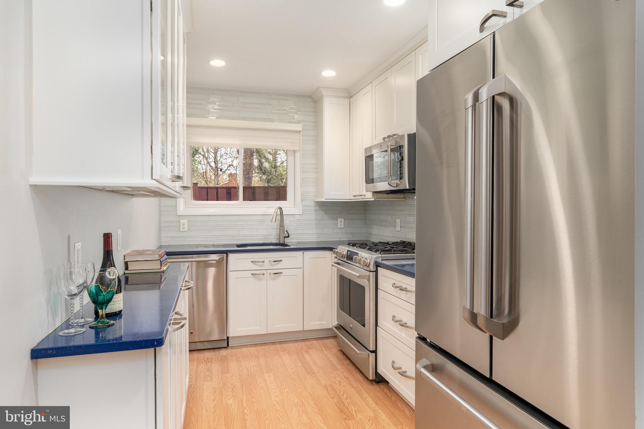 SEMINARY WALK - Residential