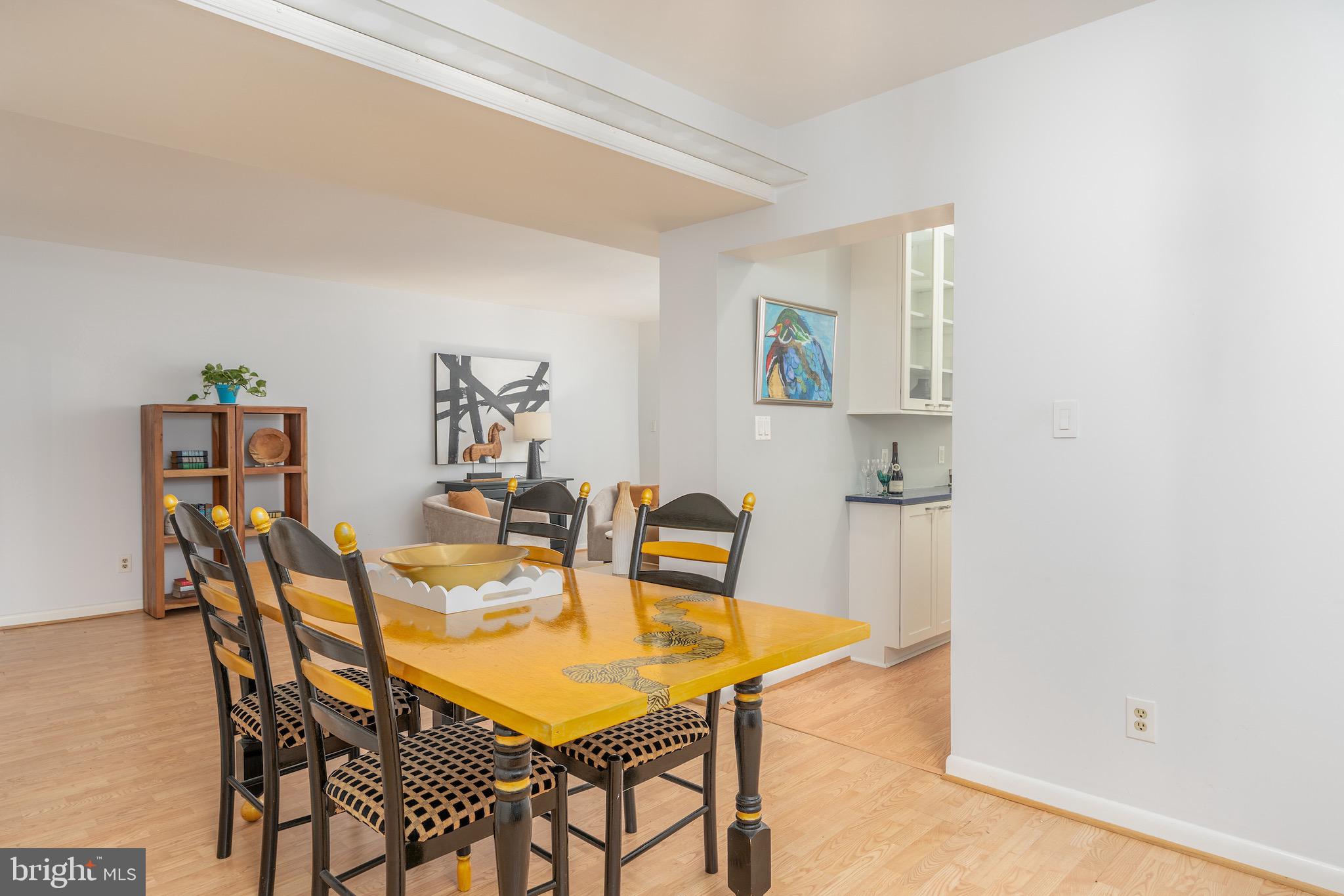 SEMINARY WALK - Residential