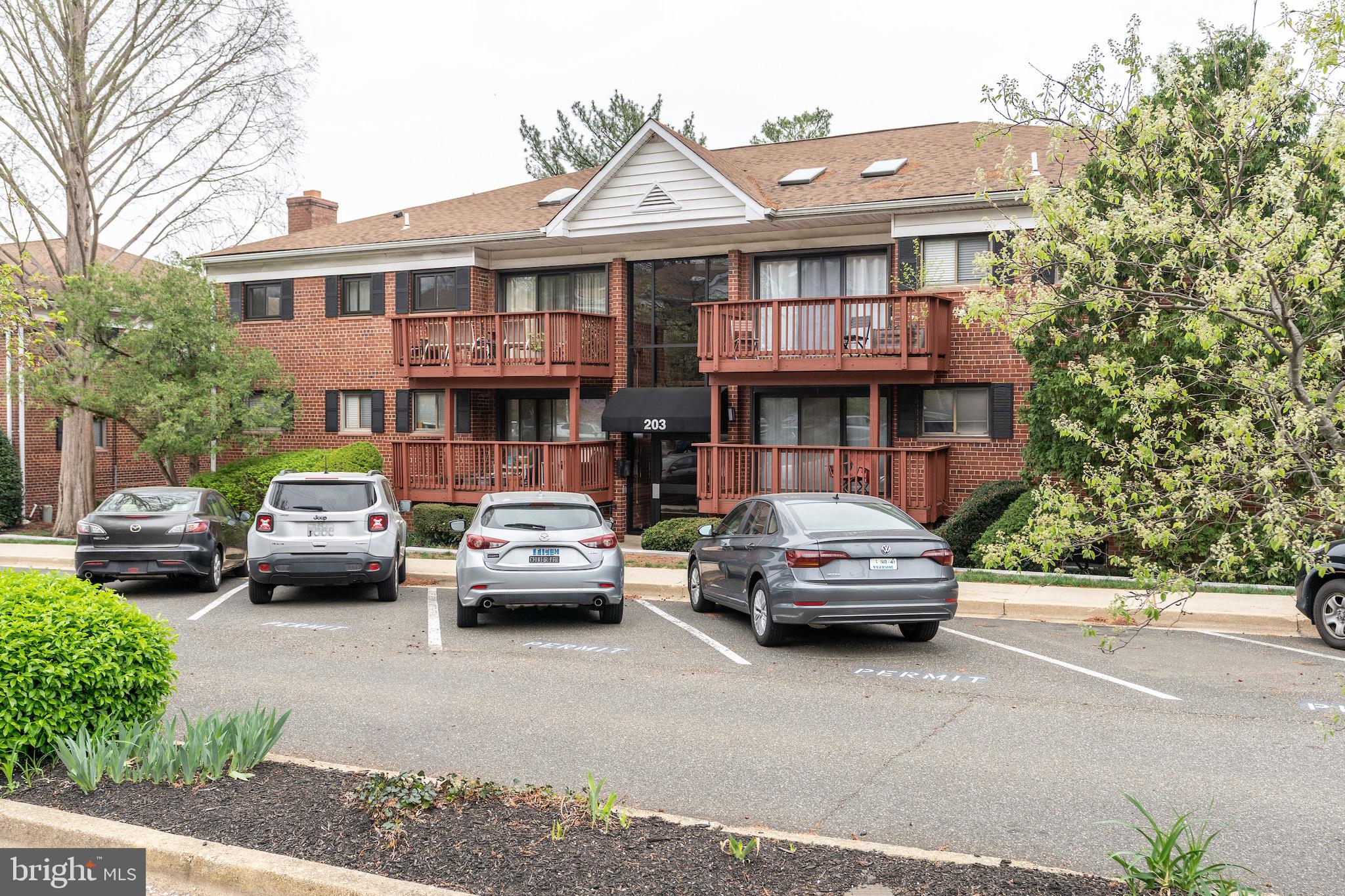 SEMINARY WALK - Residential