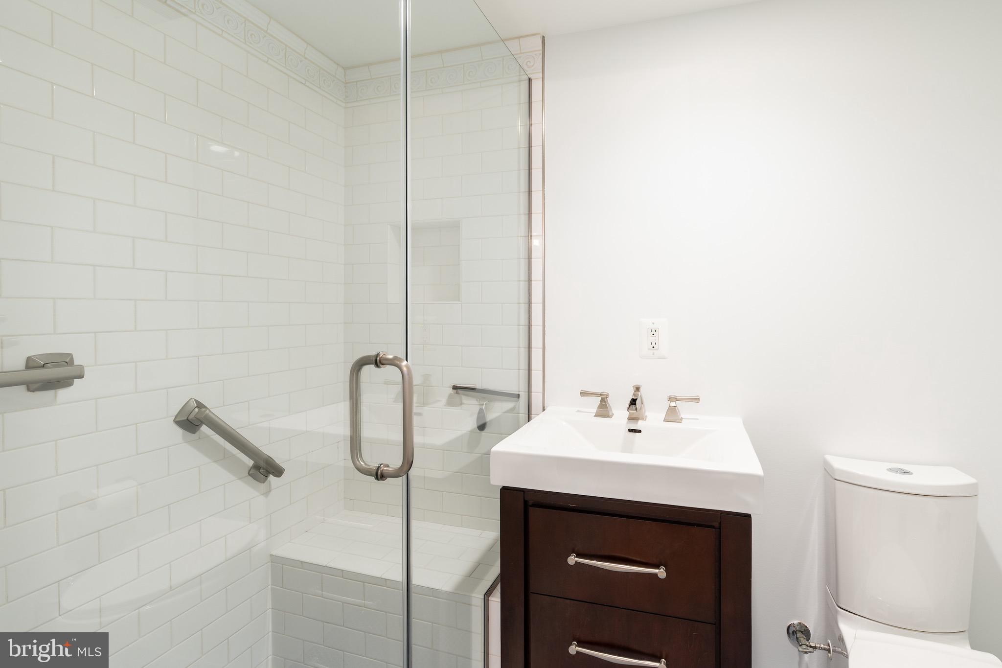 SEMINARY WALK - Residential