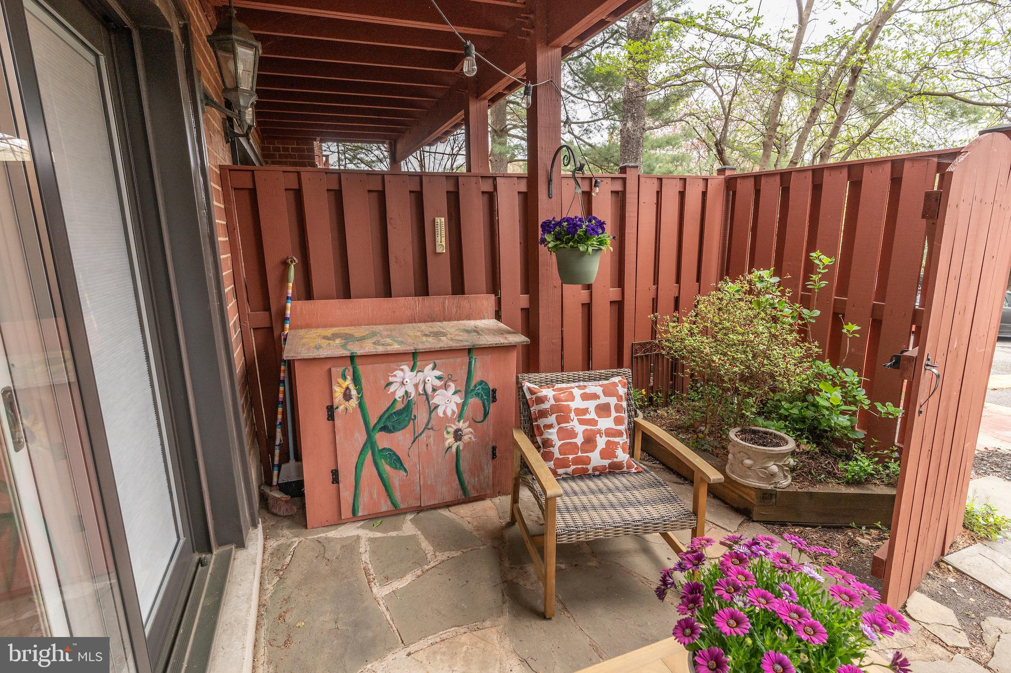 SEMINARY WALK - Residential